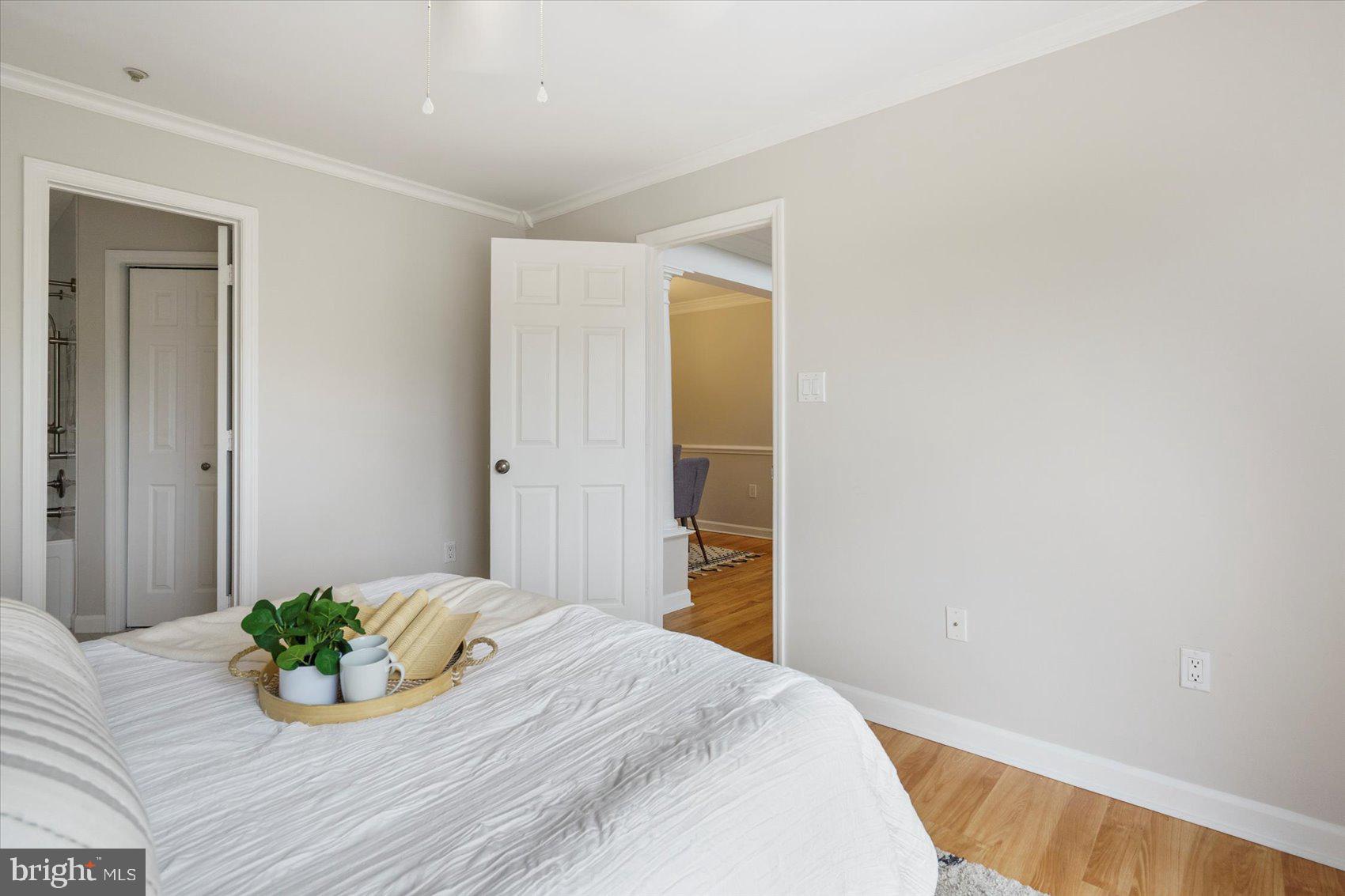 FALLS GABLE - Residential