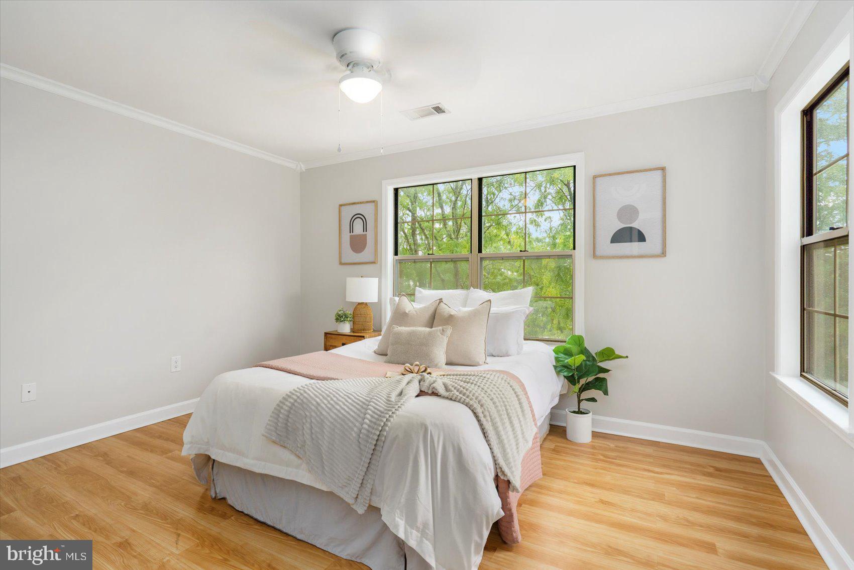 FALLS GABLE - Residential