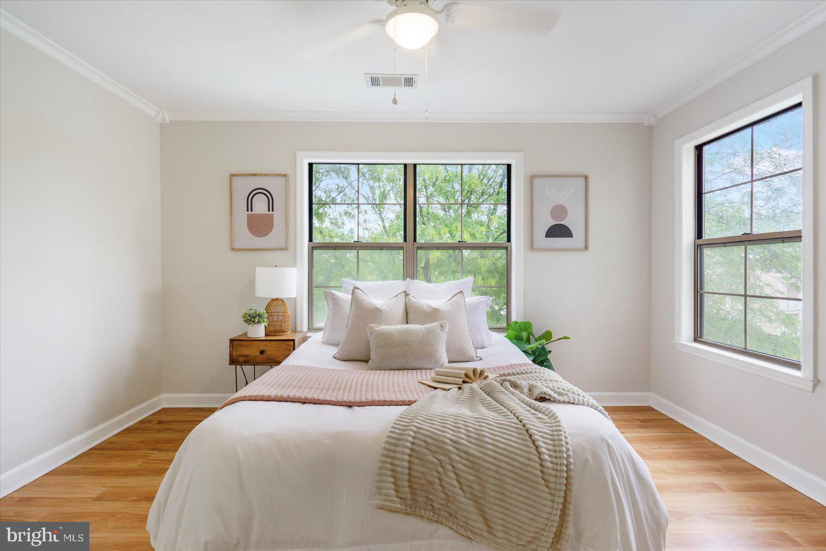 FALLS GABLE - Residential