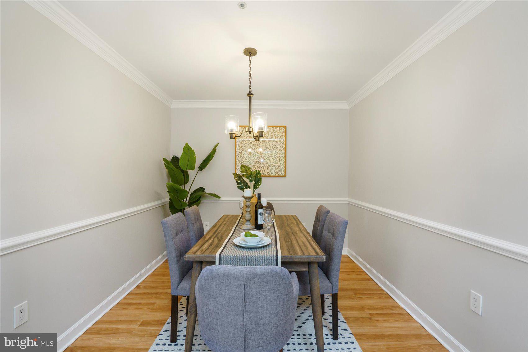 FALLS GABLE - Residential