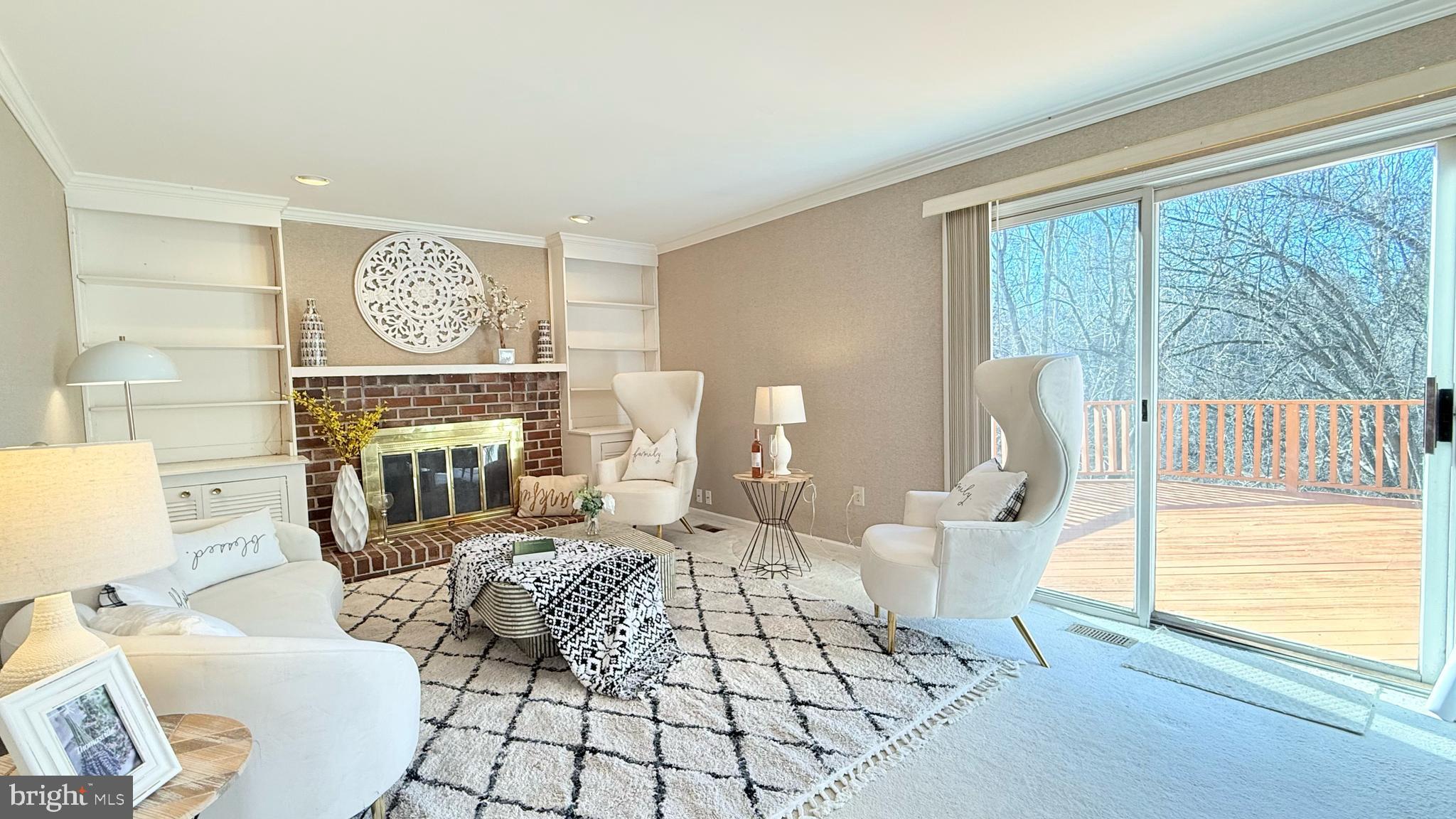 MILLS FARM - Residential