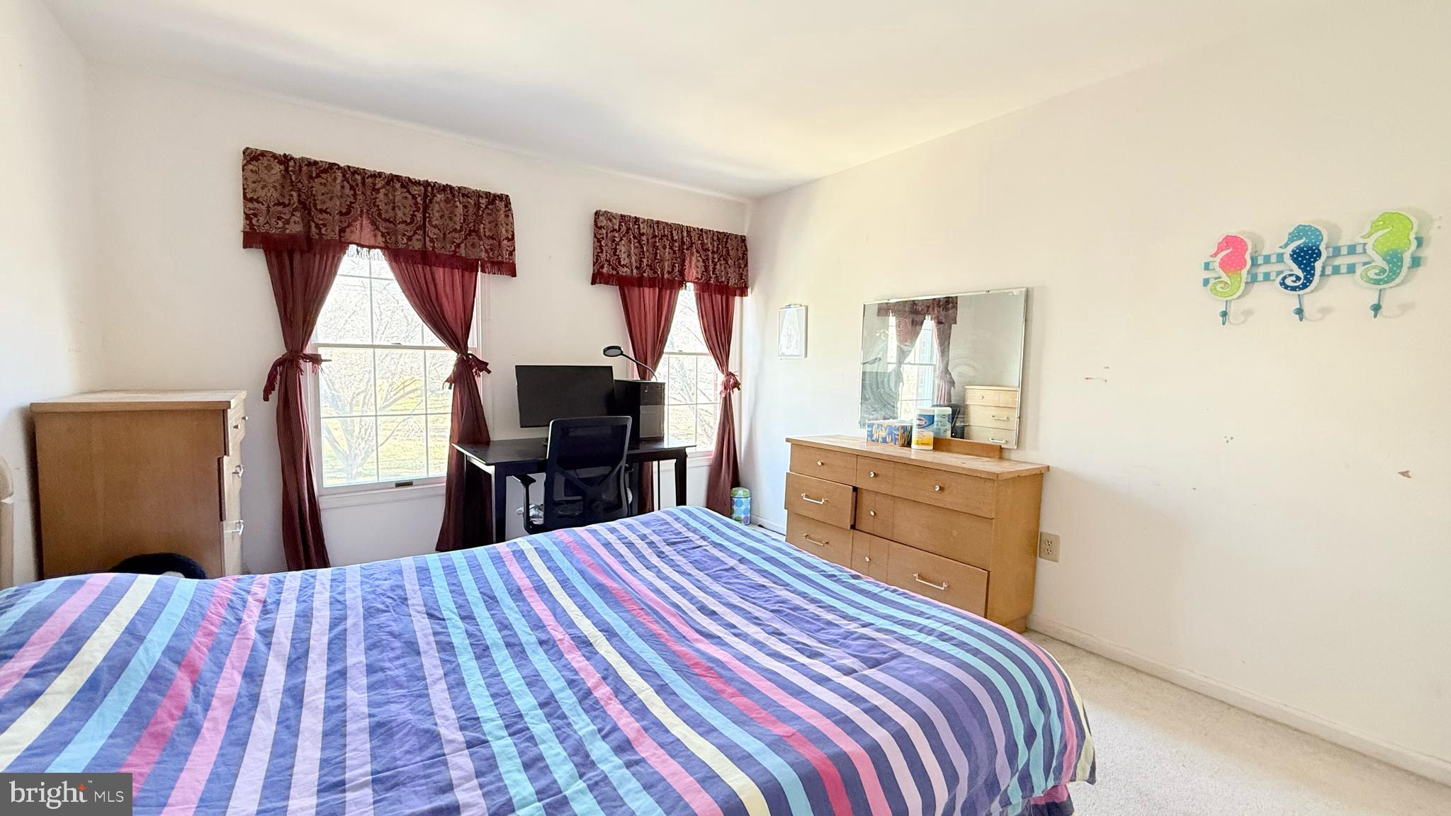 MILLS FARM - Residential