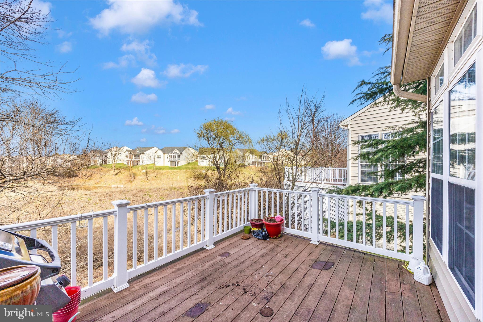 SIGNATURE CLUB AT GREENVIEW - Residential