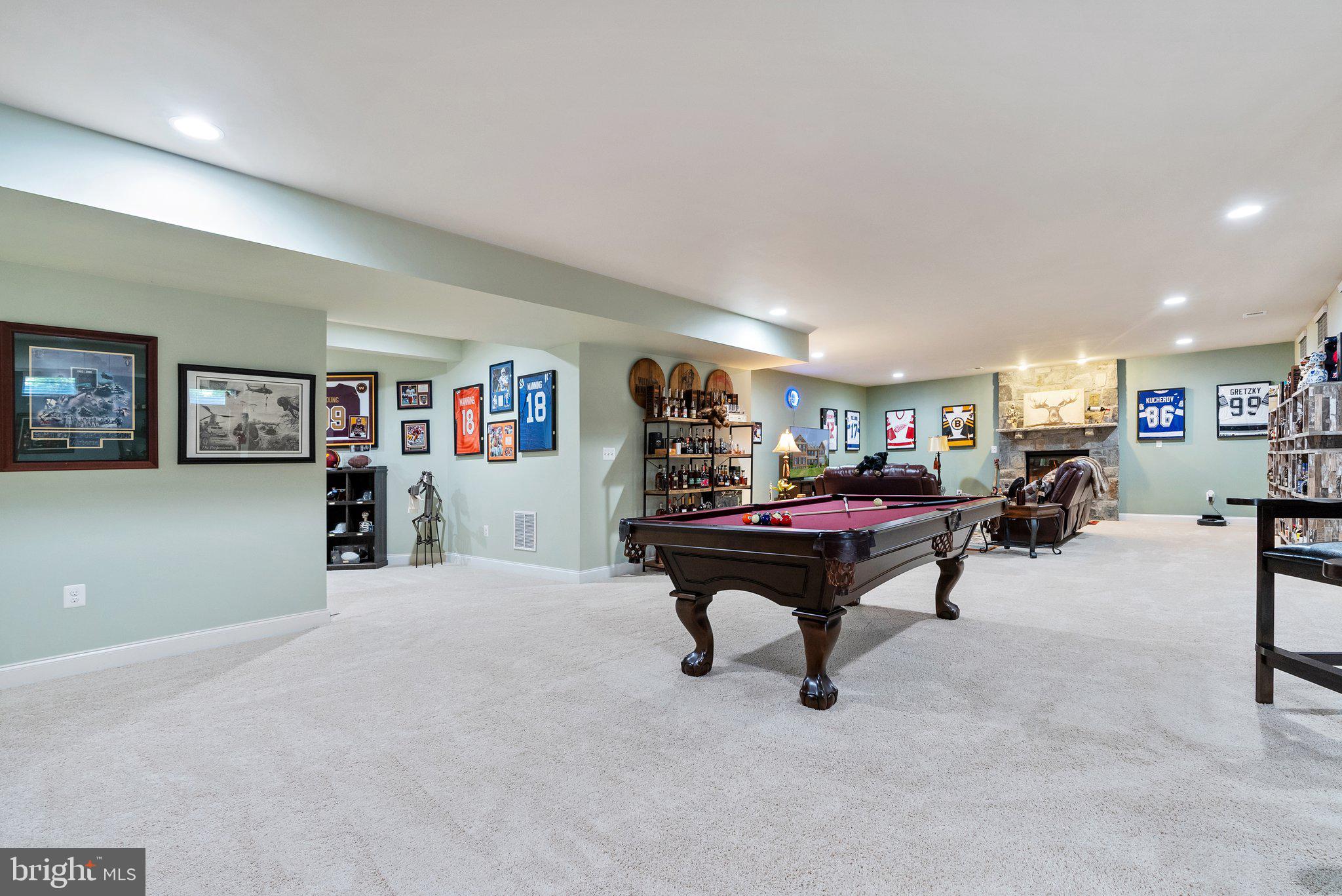 STONE FOX ESTATES - Residential