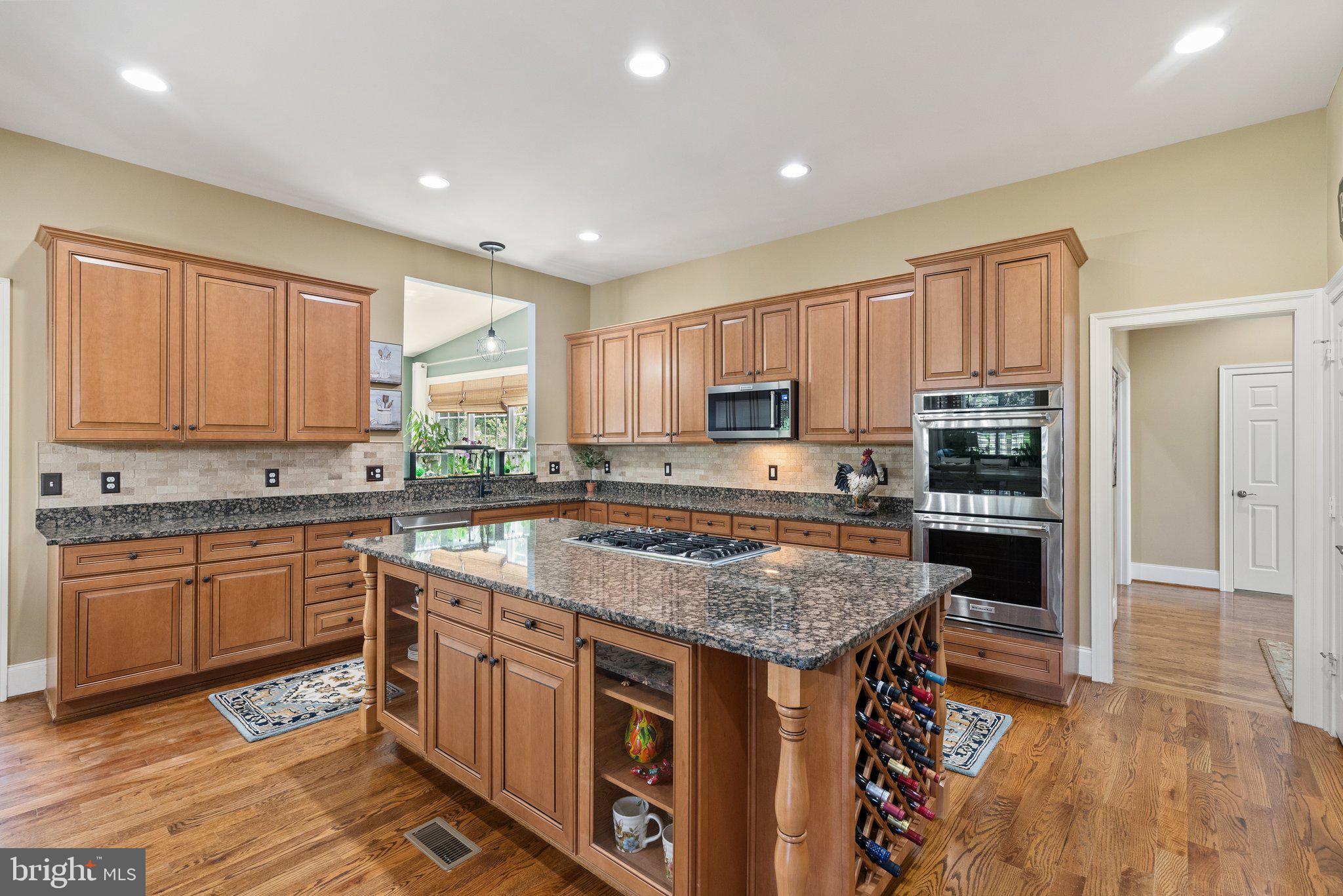 STONE FOX ESTATES - Residential