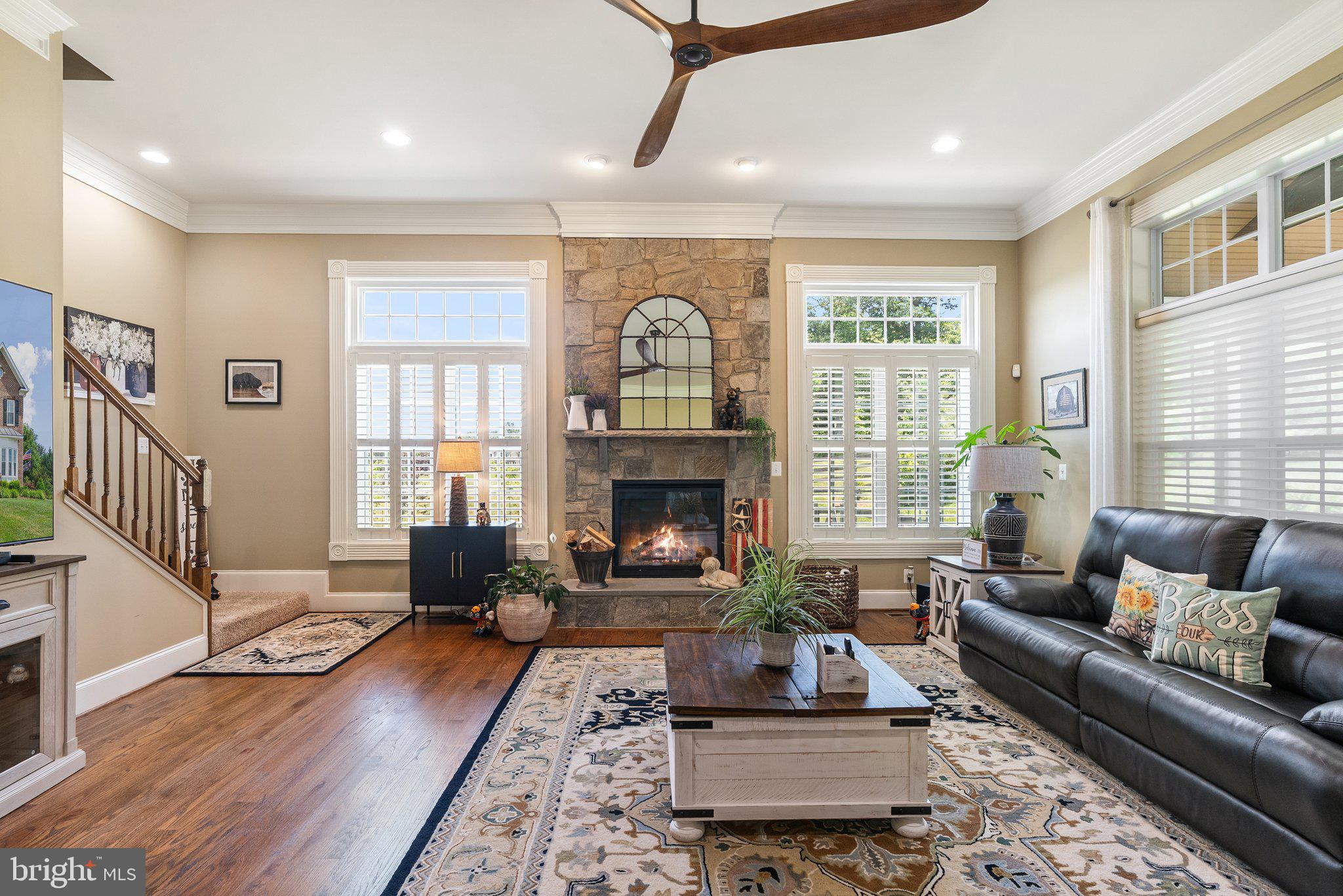 STONE FOX ESTATES - Residential