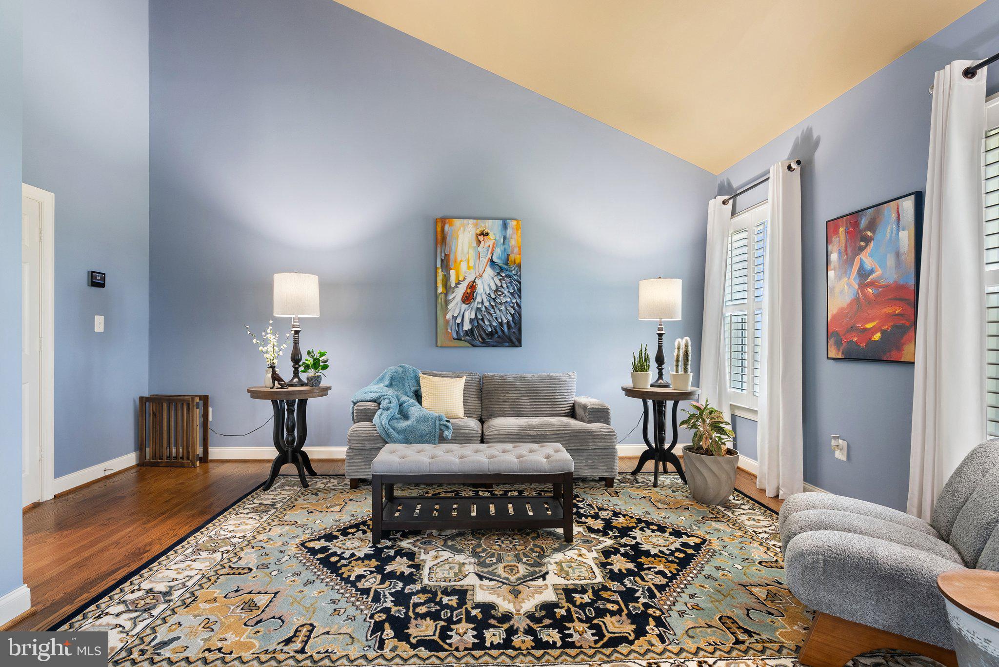 STONE FOX ESTATES - Residential