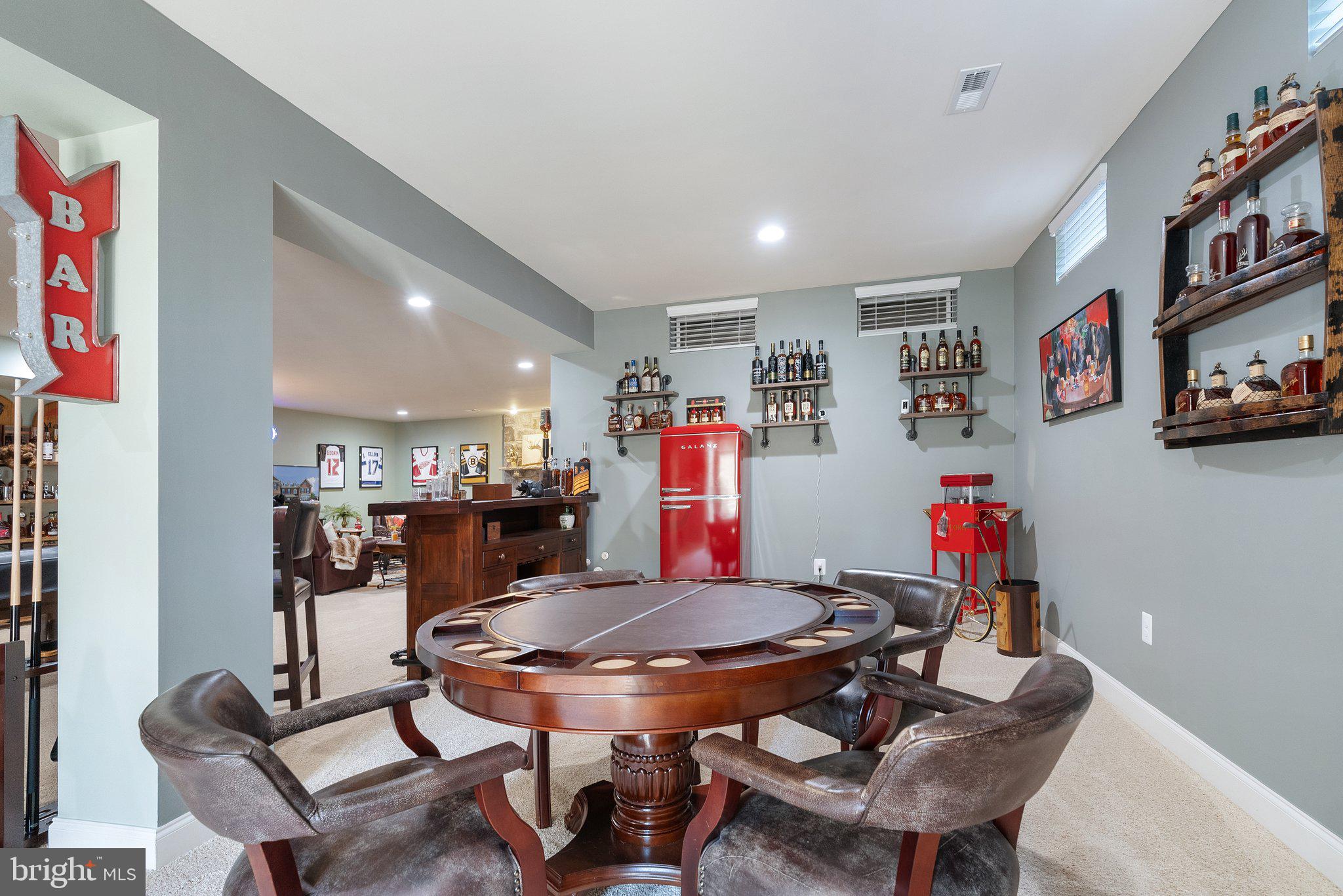 STONE FOX ESTATES - Residential