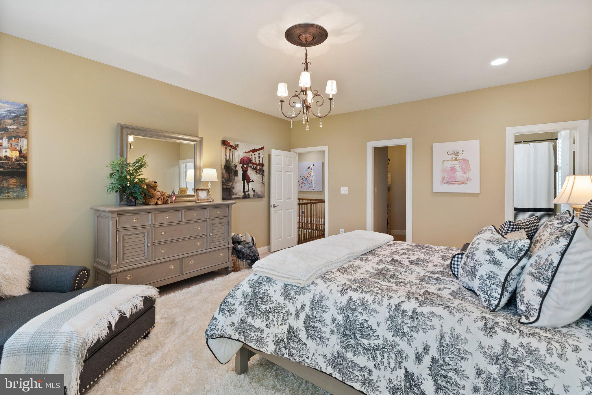 STONE FOX ESTATES - Residential