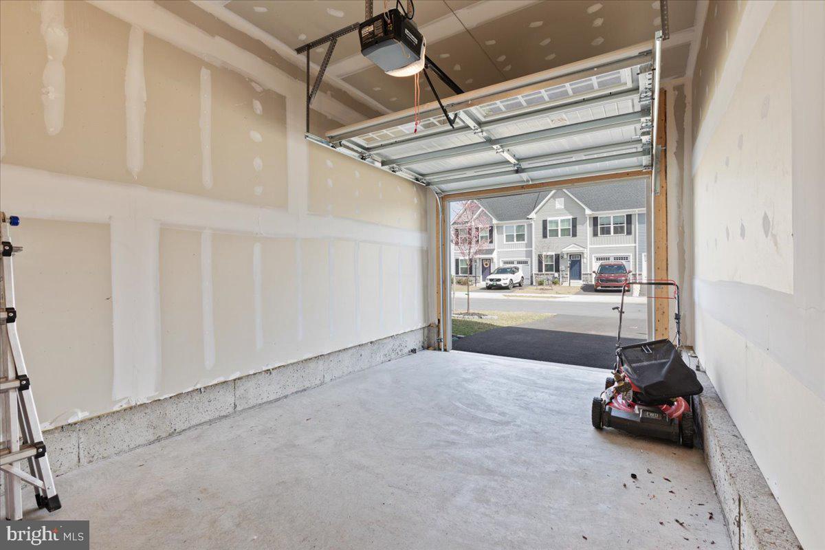 ARCADIA NORTH - Residential