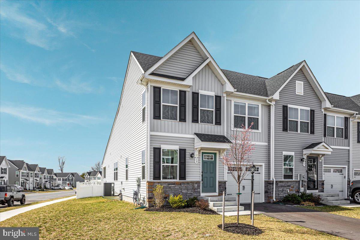 ARCADIA NORTH - Residential