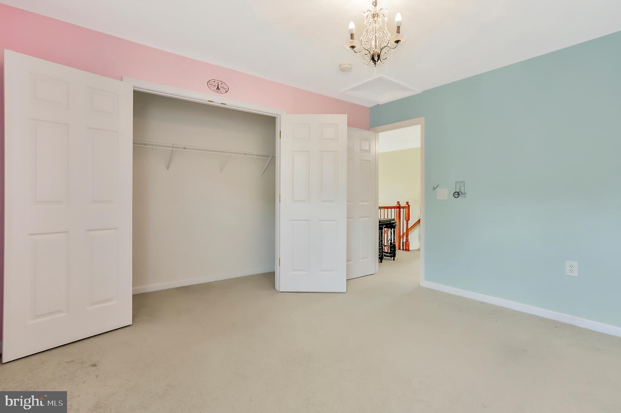 POINT VIEW ESTATES - Residential