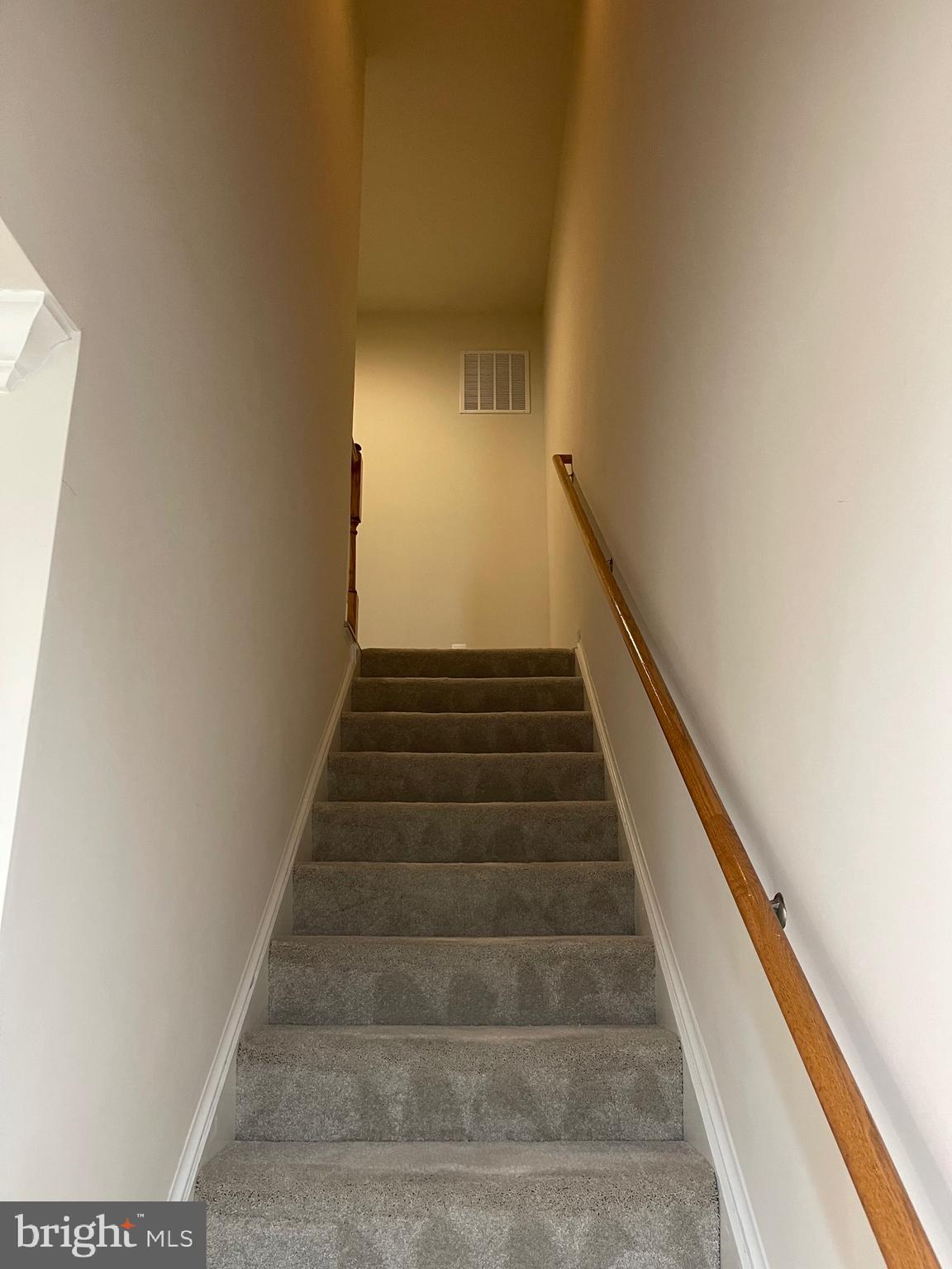 ELKRIDGE CROSSING - Residential Lease