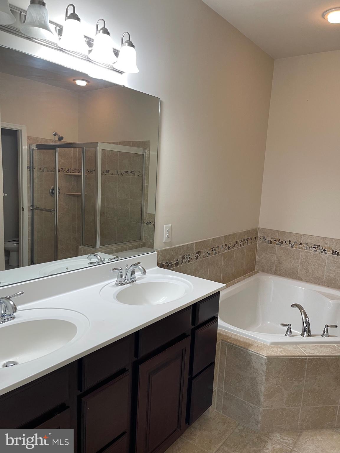 ELKRIDGE CROSSING - Residential Lease