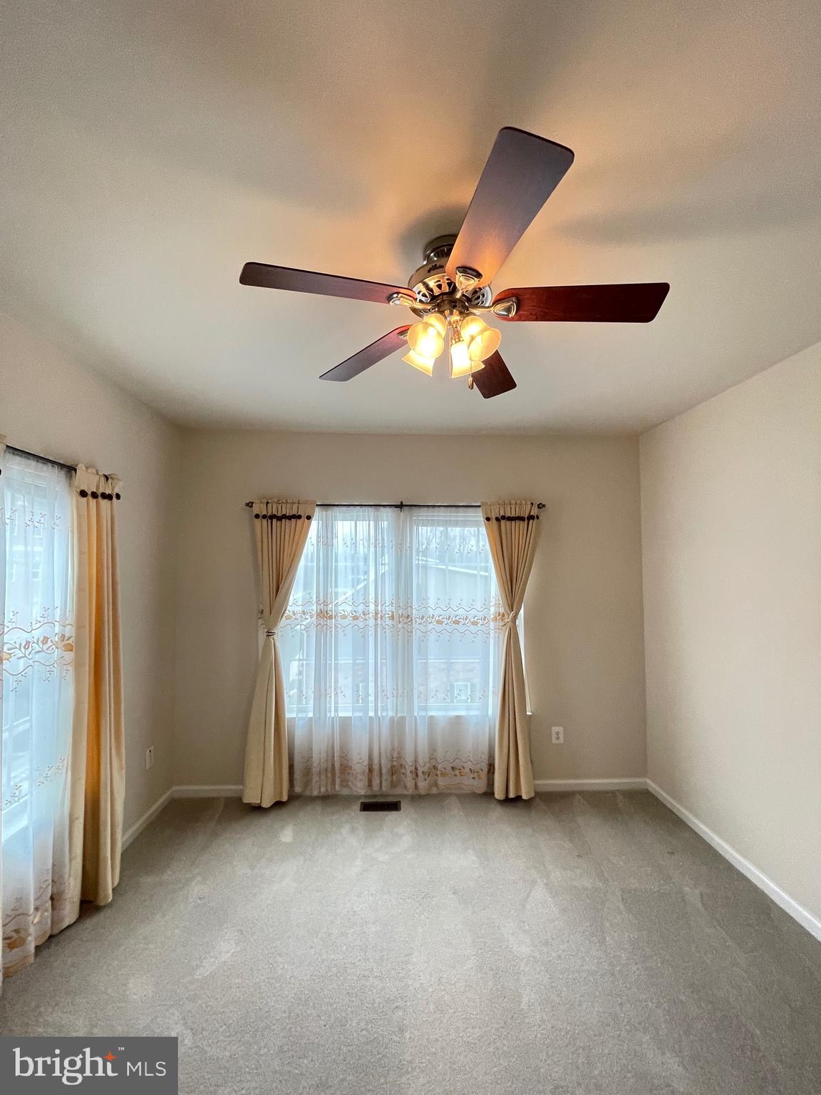 ELKRIDGE CROSSING - Residential Lease