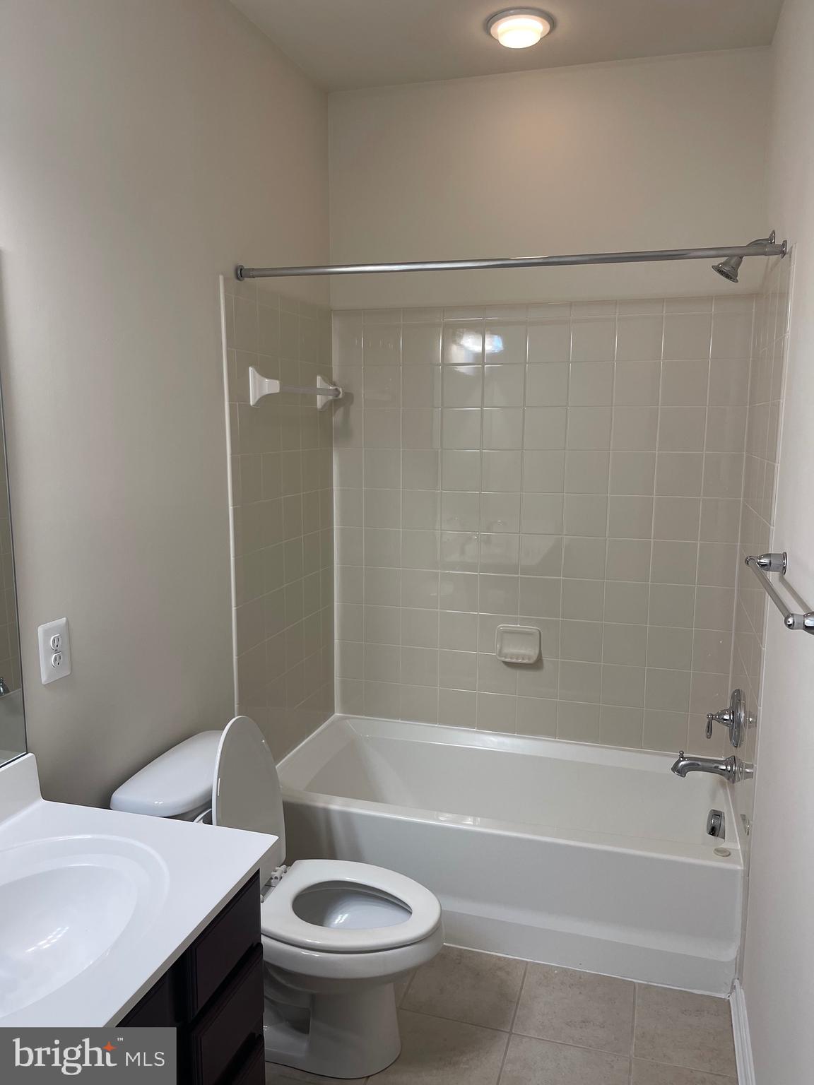 ELKRIDGE CROSSING - Residential Lease