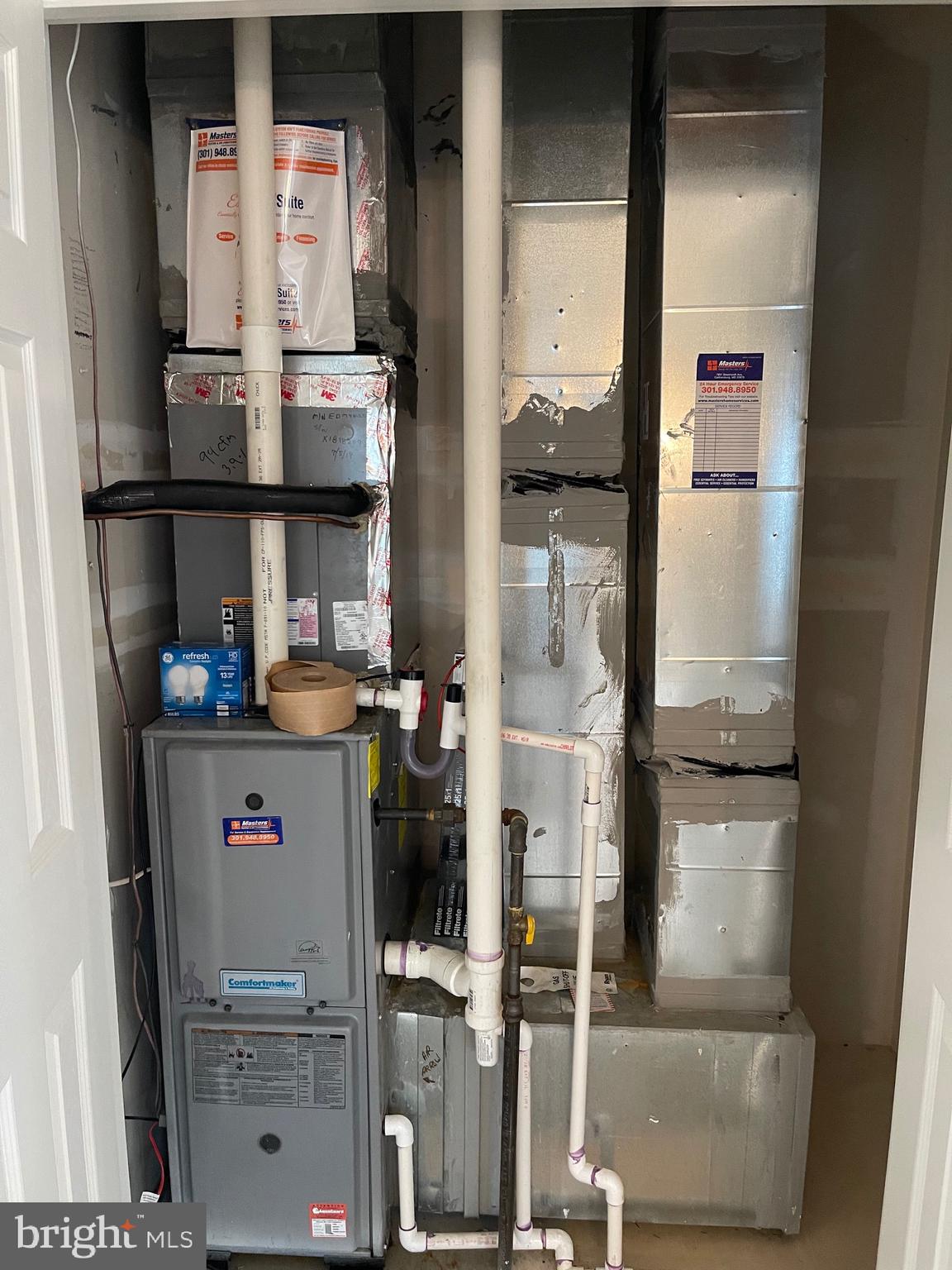 ELKRIDGE CROSSING - Residential Lease