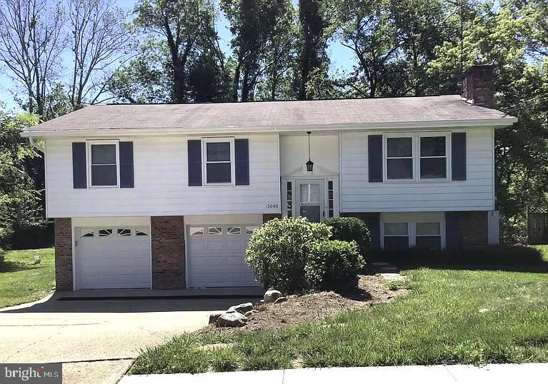 FOREST KNOLLS - Residential Lease