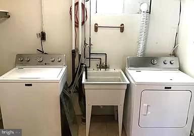 FOREST KNOLLS - Residential Lease