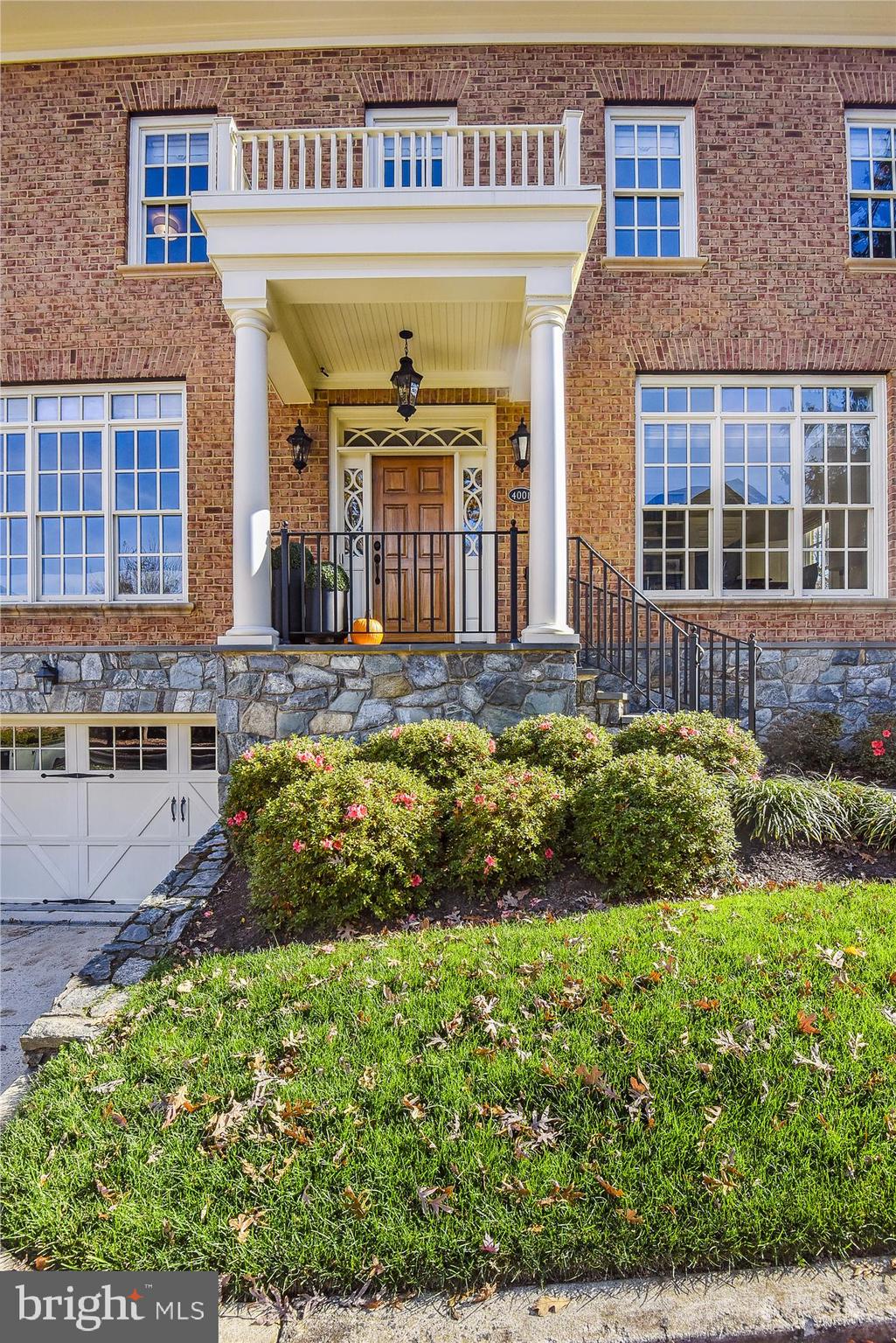 POTOMAC PLACE - Residential