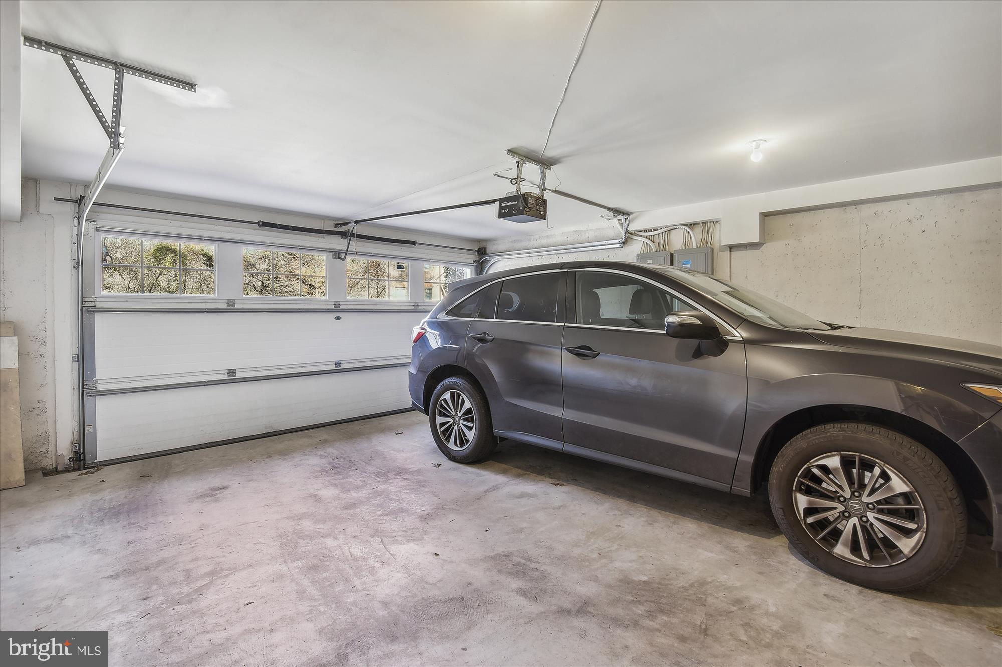 POTOMAC PLACE - Residential