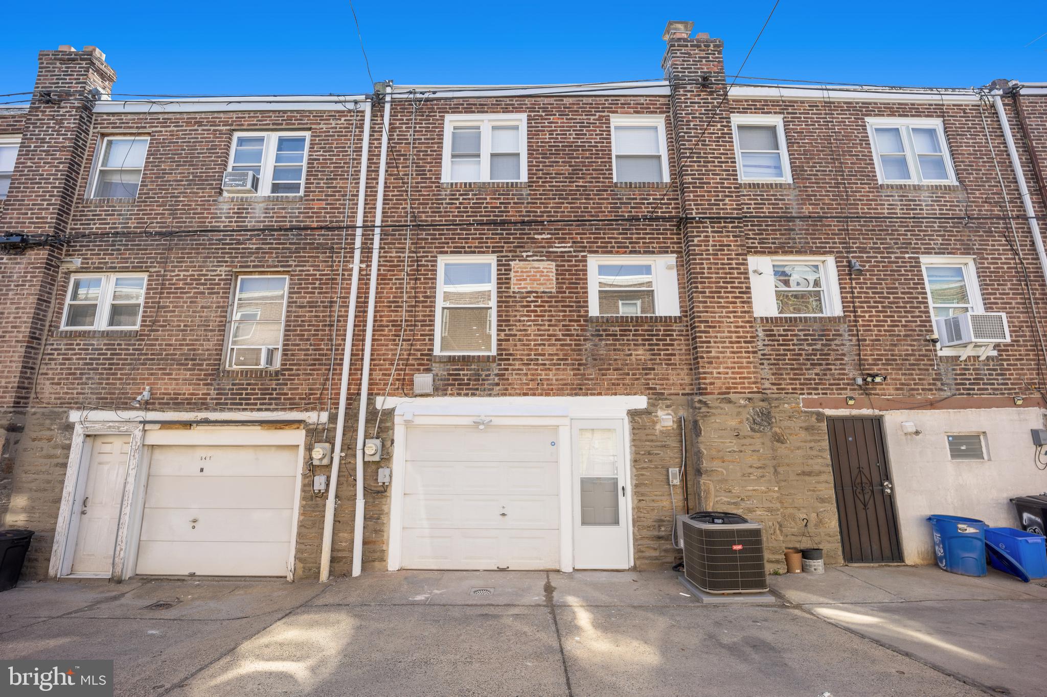 LAWNCREST - Residential