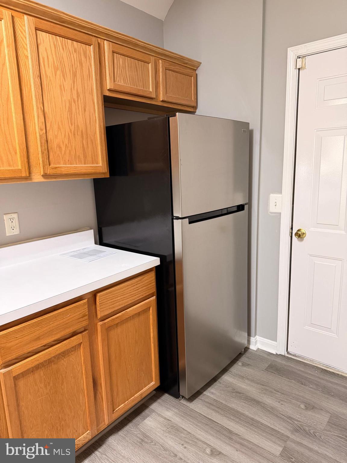 HAMPSHIRE HALL CONDO - Residential