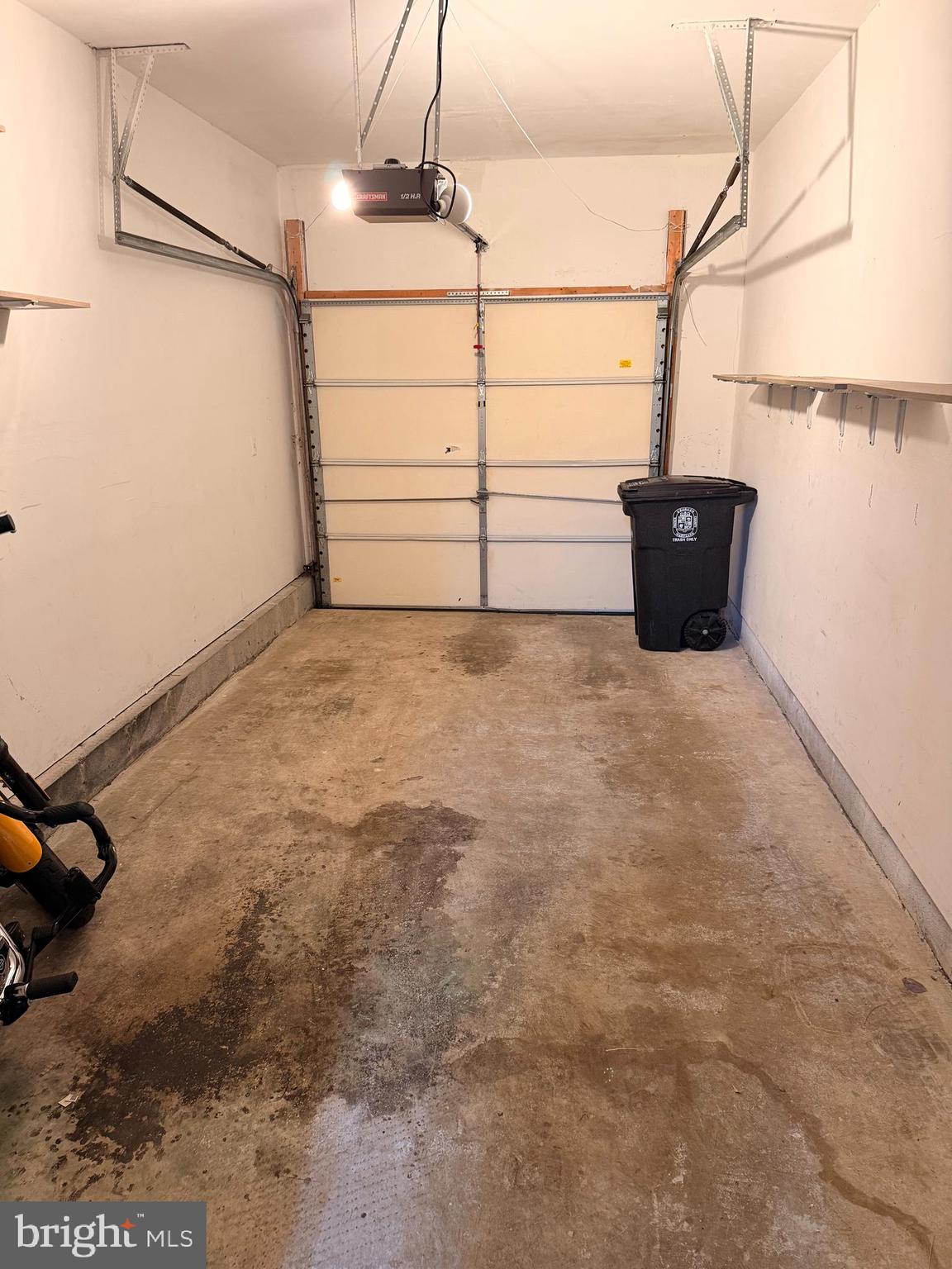 HAMPSHIRE HALL CONDO - Residential