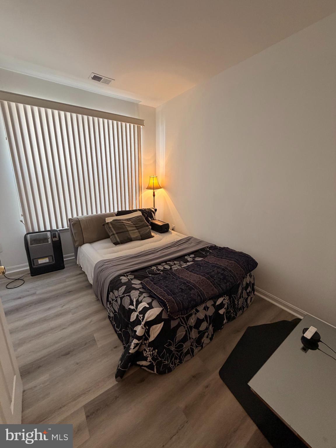 HAMPSHIRE HALL CONDO - Residential