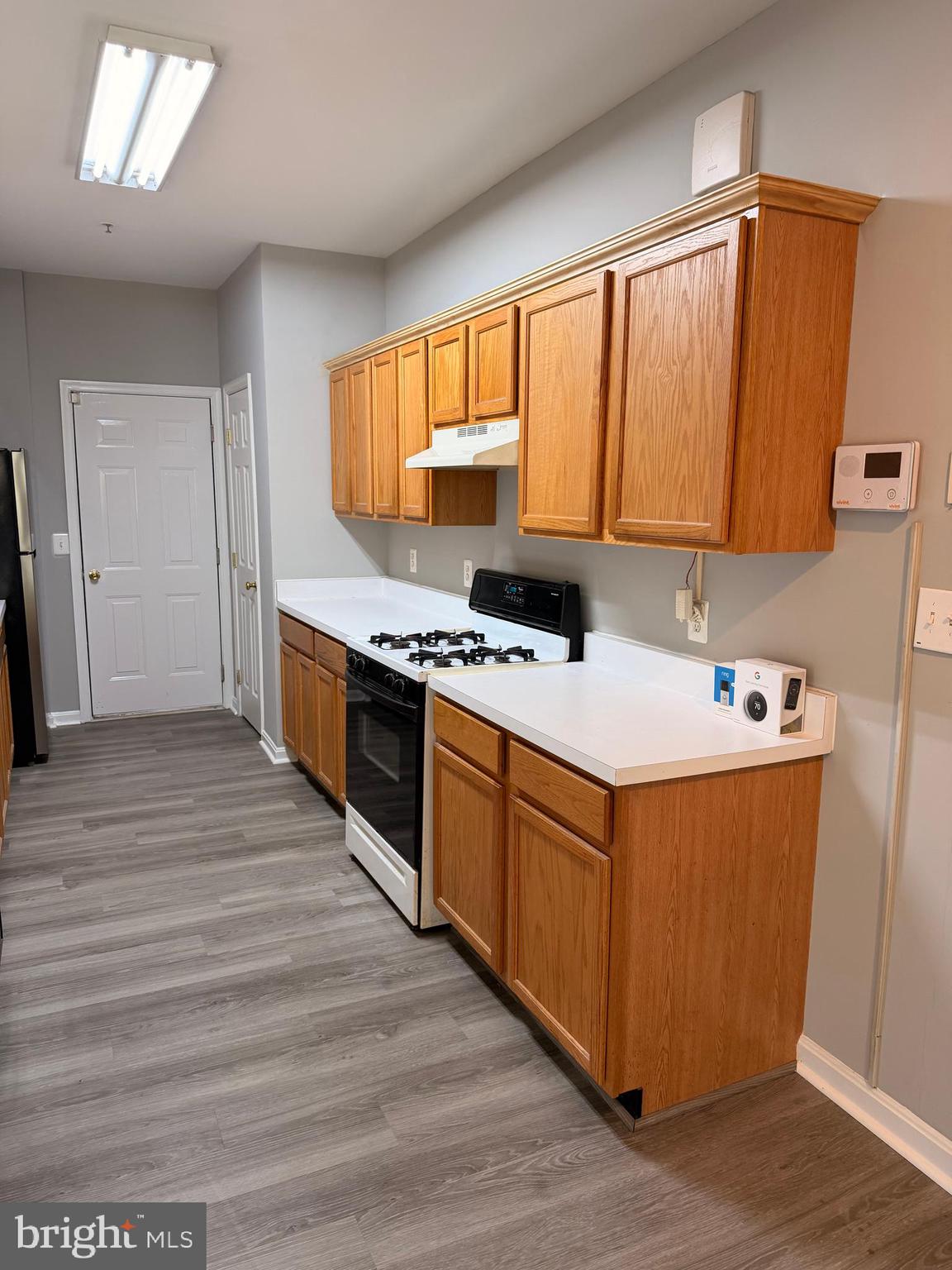 HAMPSHIRE HALL CONDO - Residential