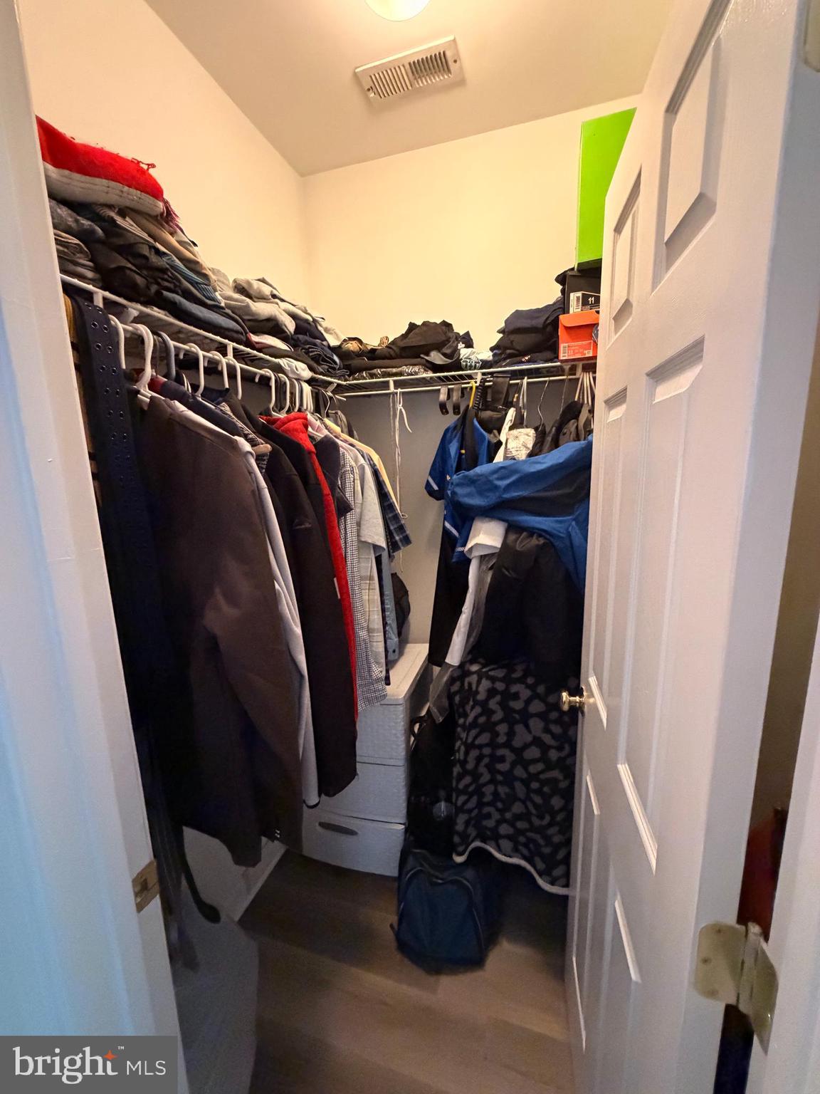 HAMPSHIRE HALL CONDO - Residential