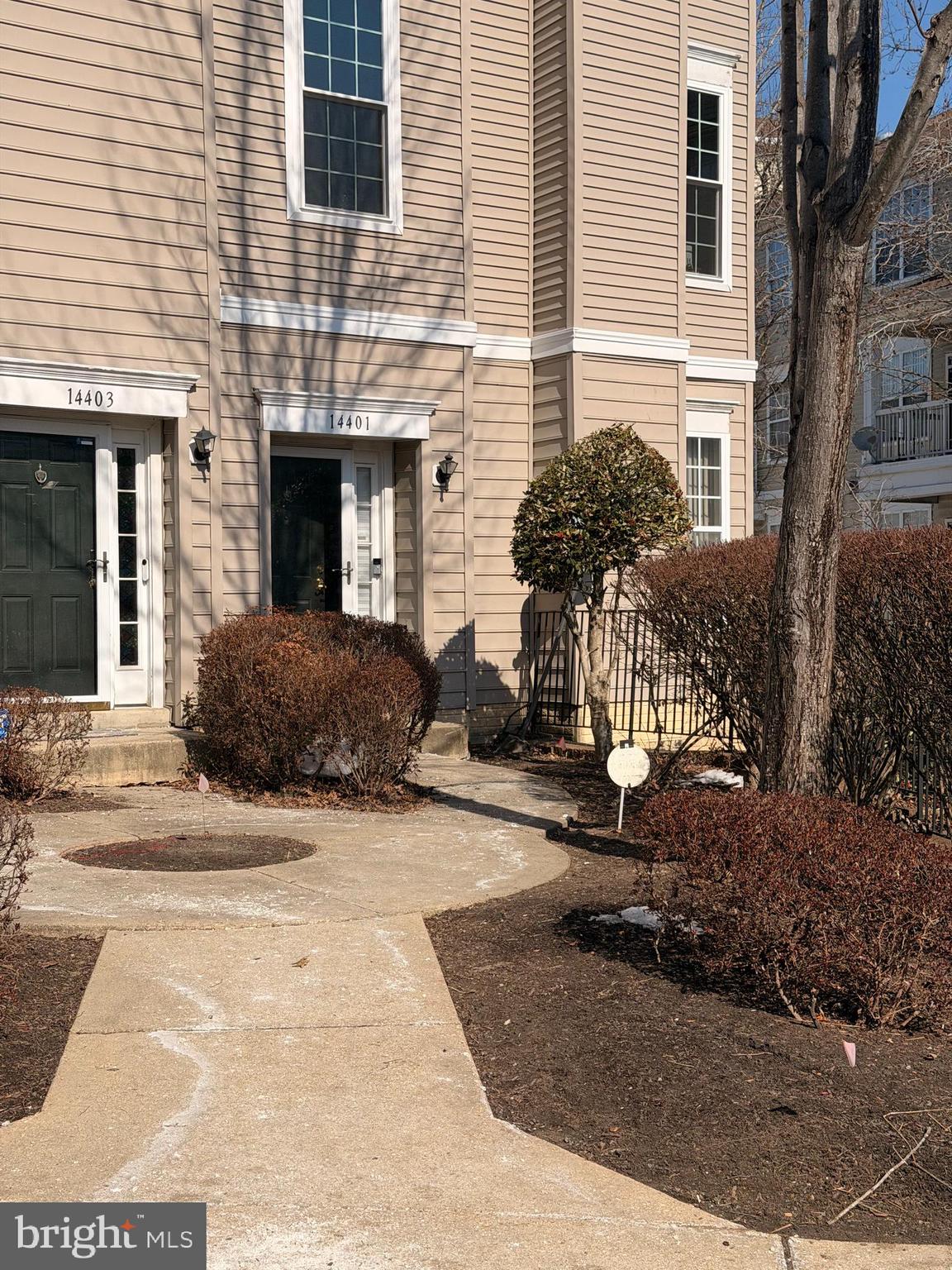 HAMPSHIRE HALL CONDO - Residential