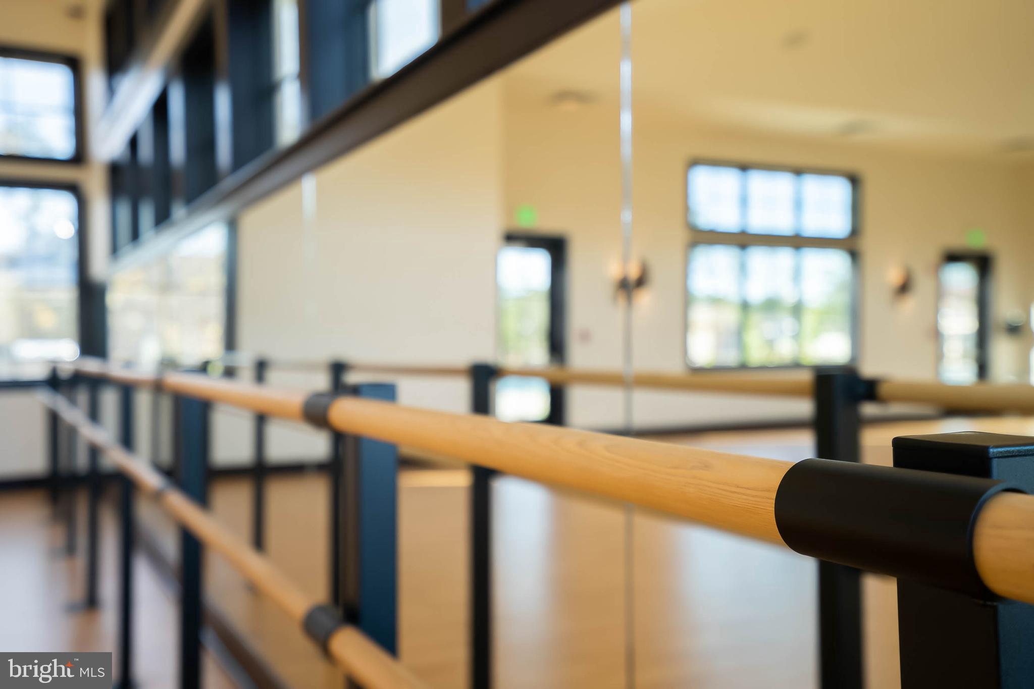 BAY FOREST CLUB - Residential