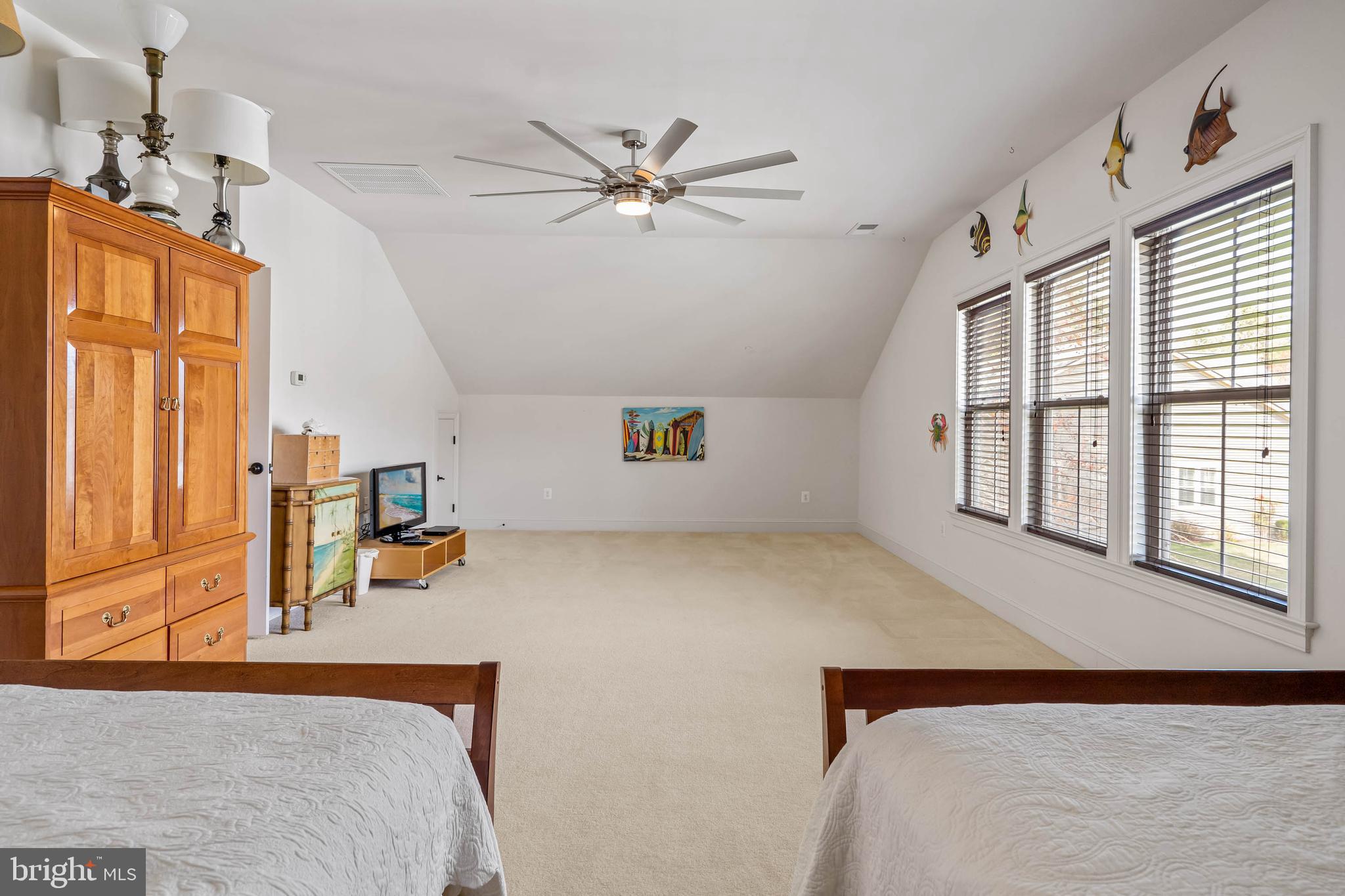 BAY FOREST CLUB - Residential