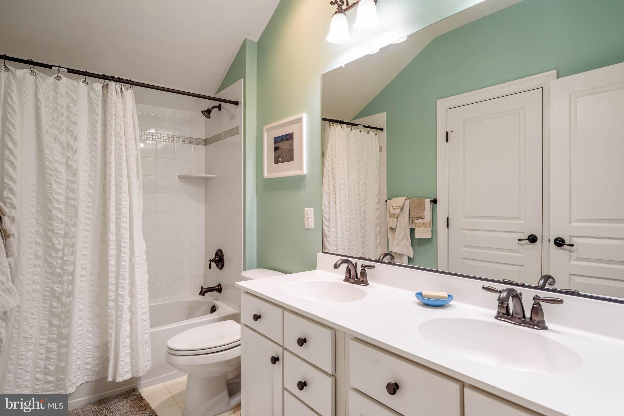 BAY FOREST CLUB - Residential