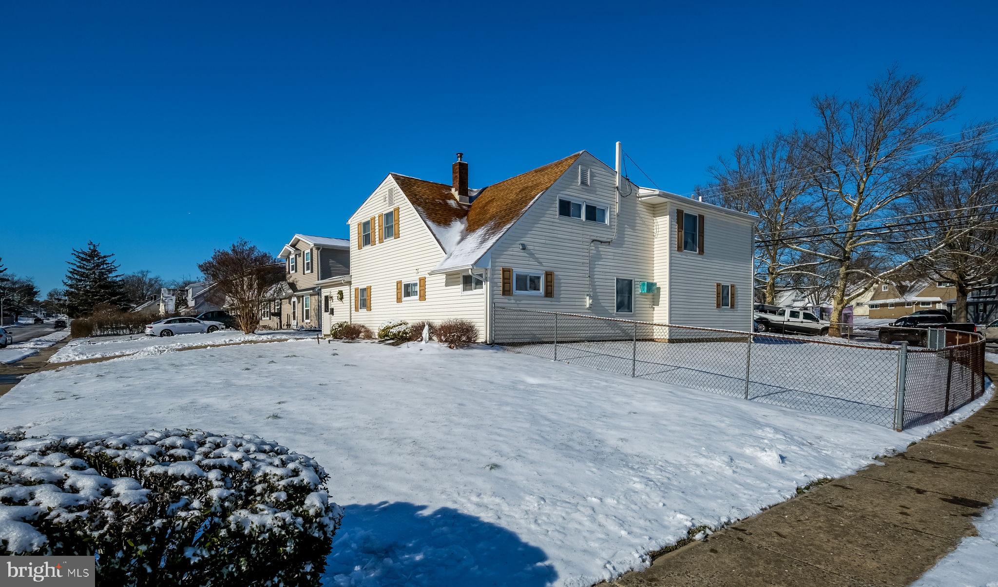 RED CEDAR HILL - Residential