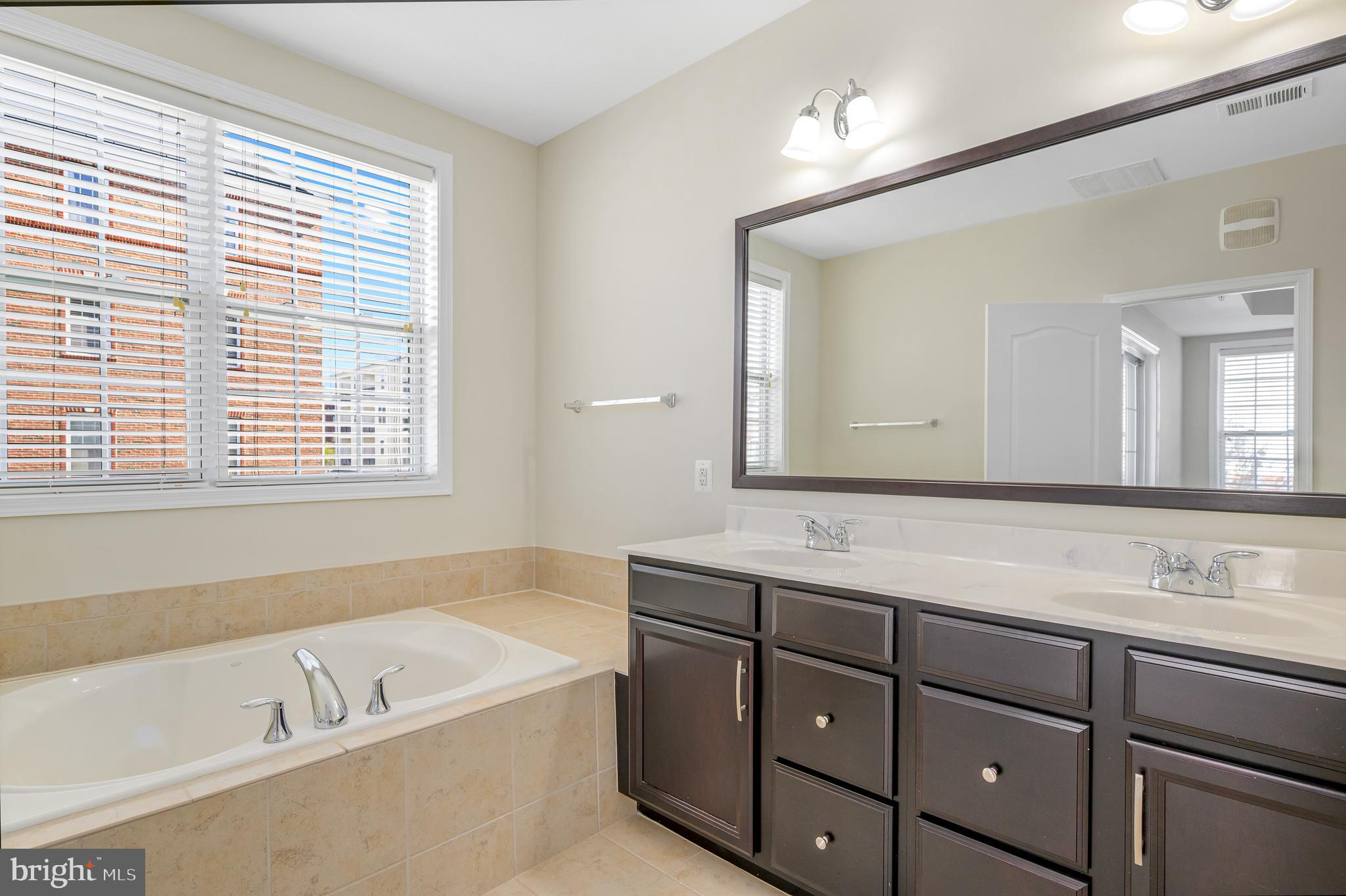 BUCKINGHAM AT LOUDOUN VALLEY - Residential