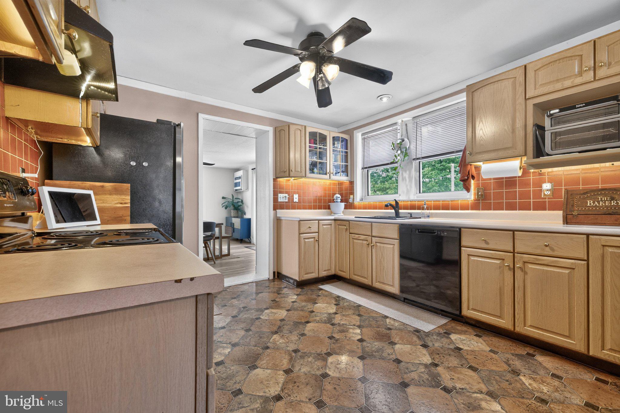 2918 7TH STREET