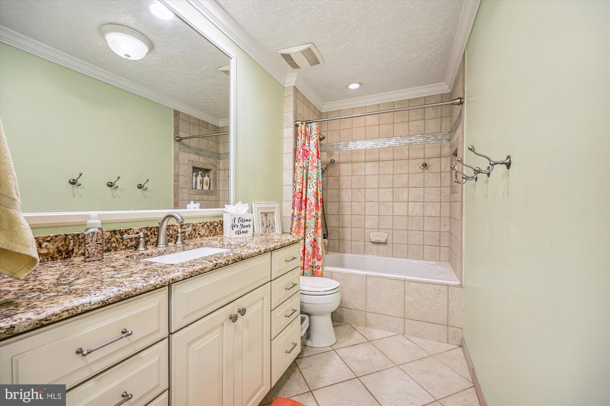 JAMES CREEK - Residential