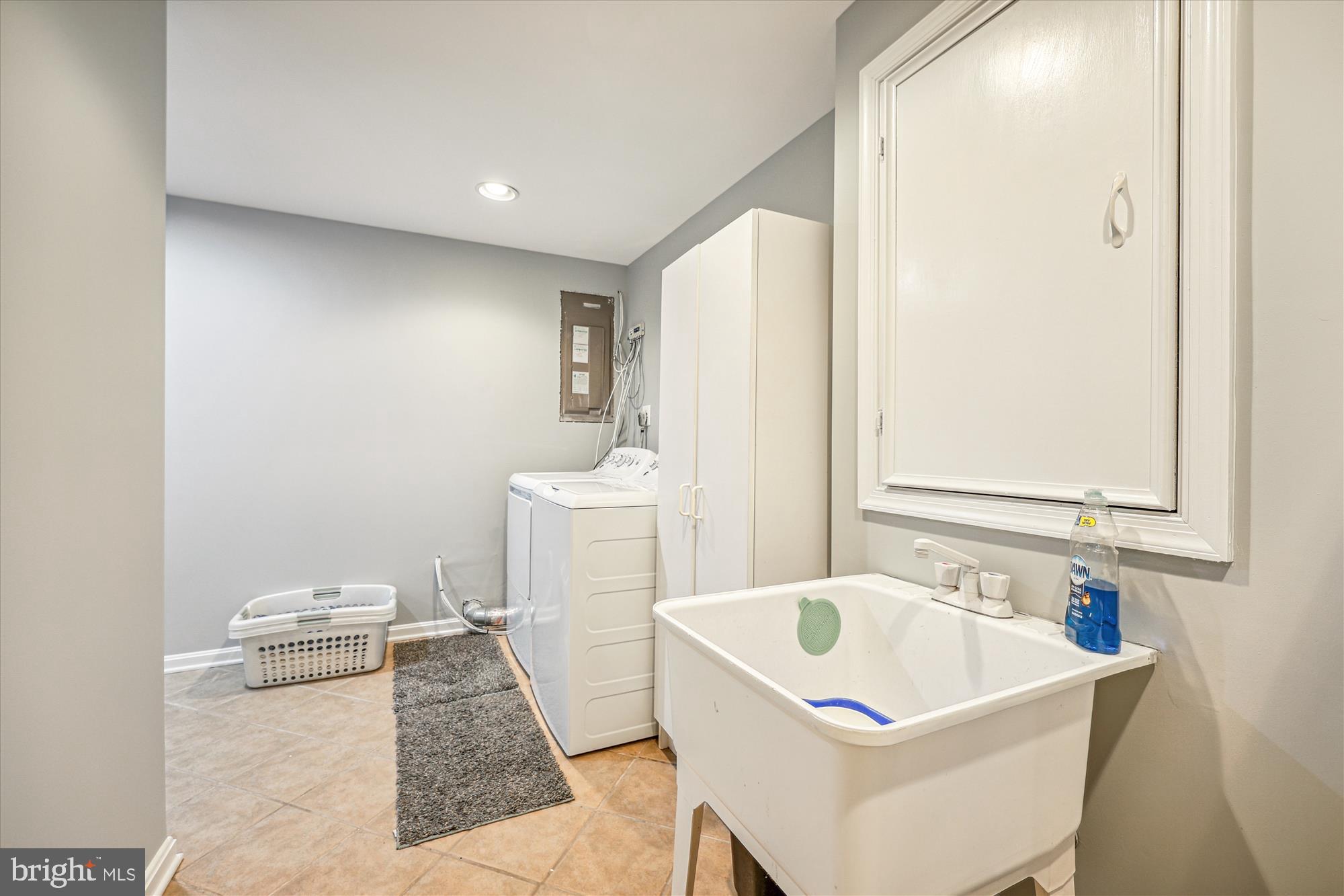 JAMES CREEK - Residential