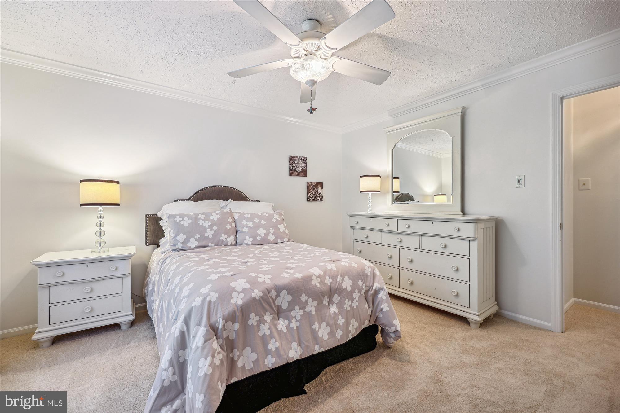 JAMES CREEK - Residential