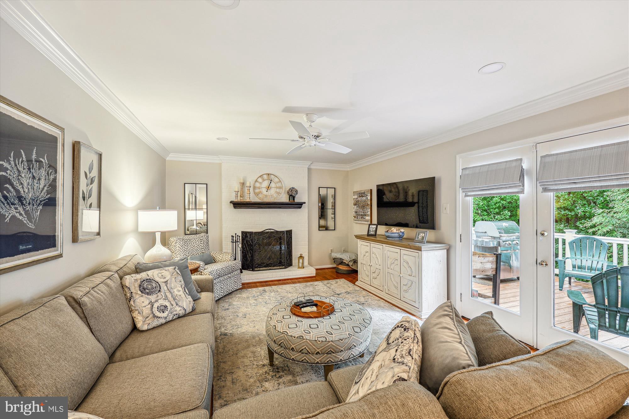 JAMES CREEK - Residential