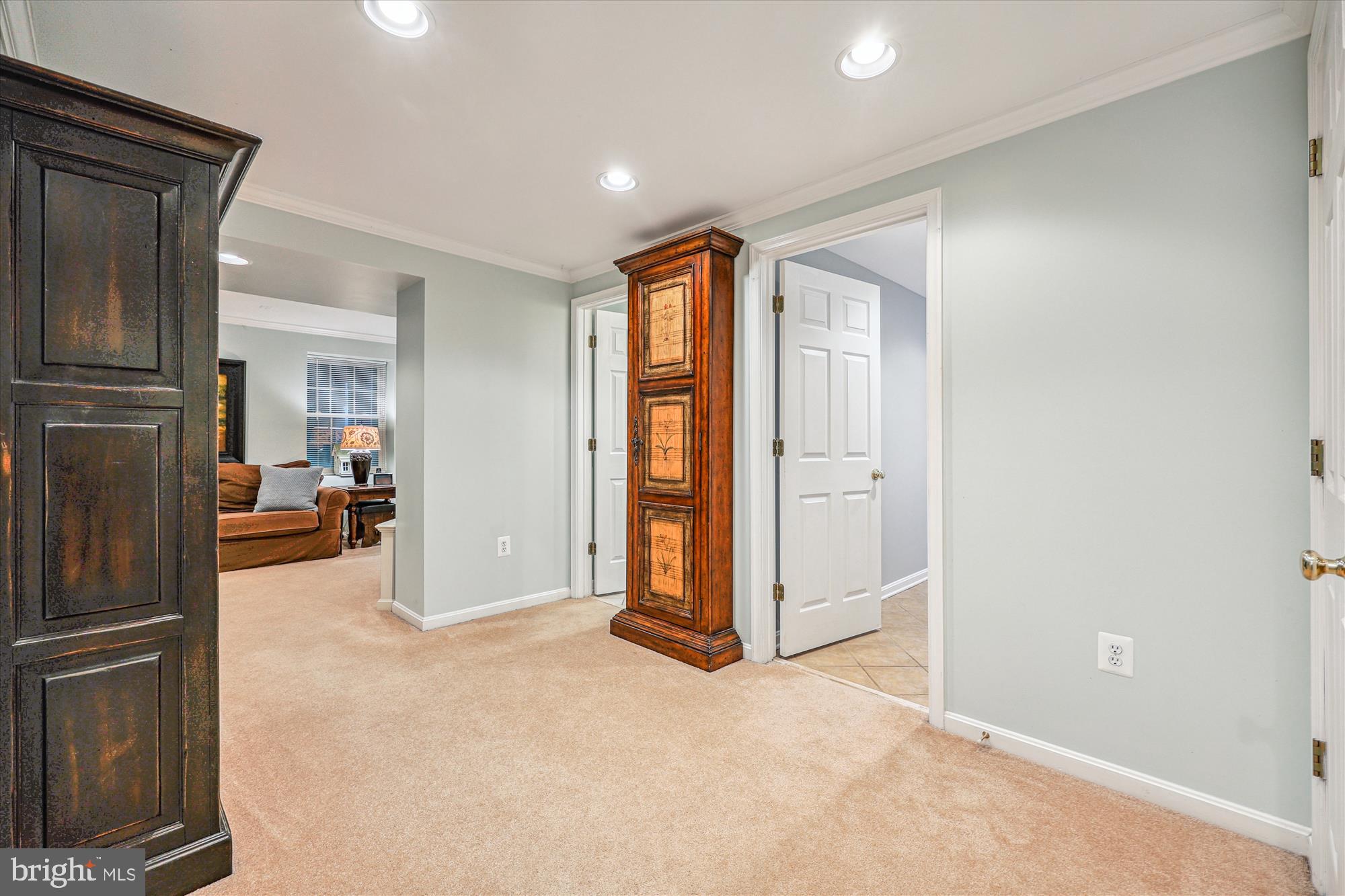 JAMES CREEK - Residential