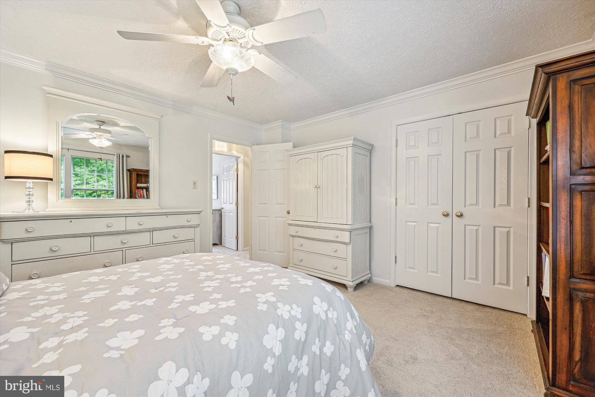 JAMES CREEK - Residential