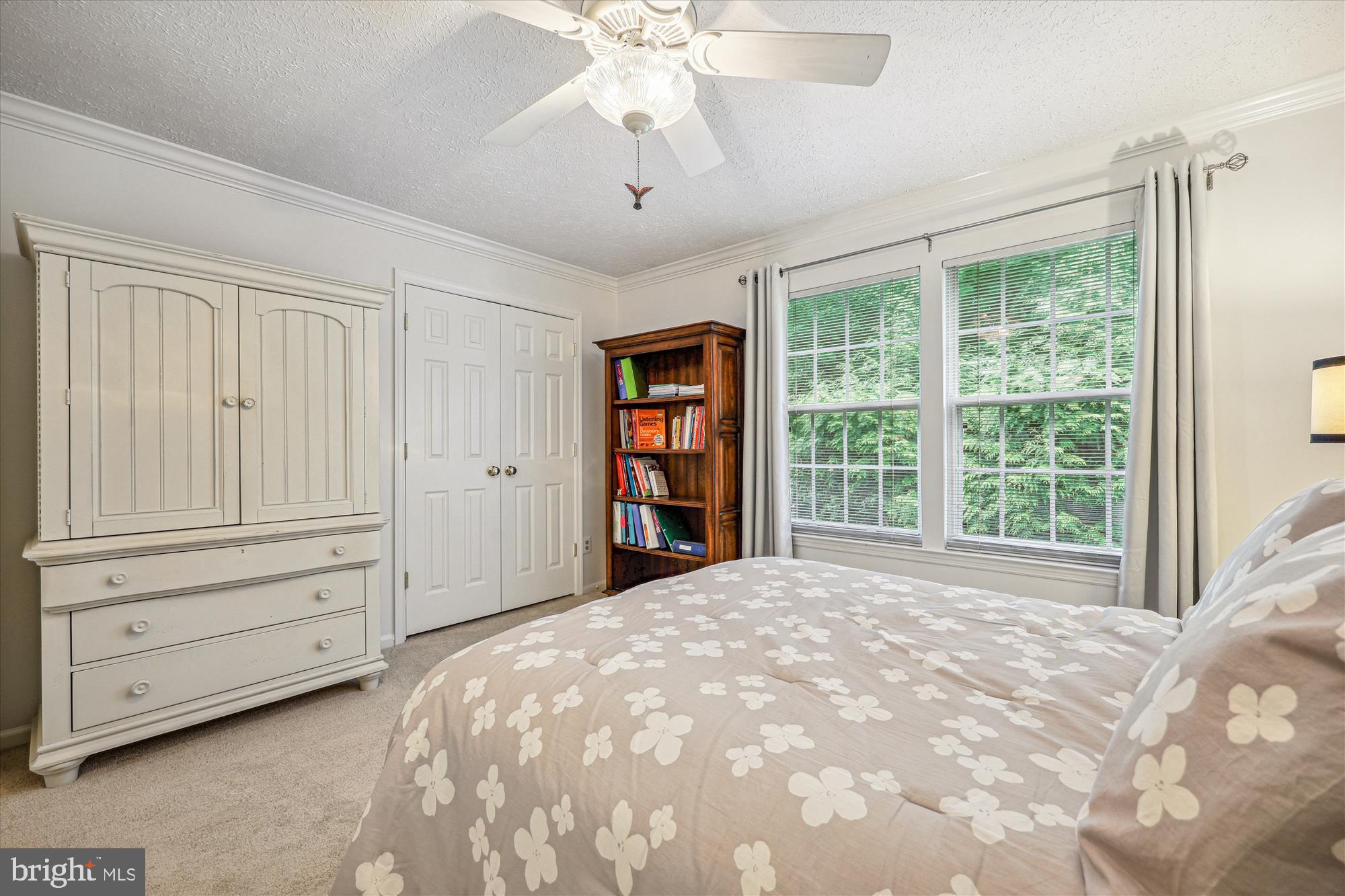 JAMES CREEK - Residential