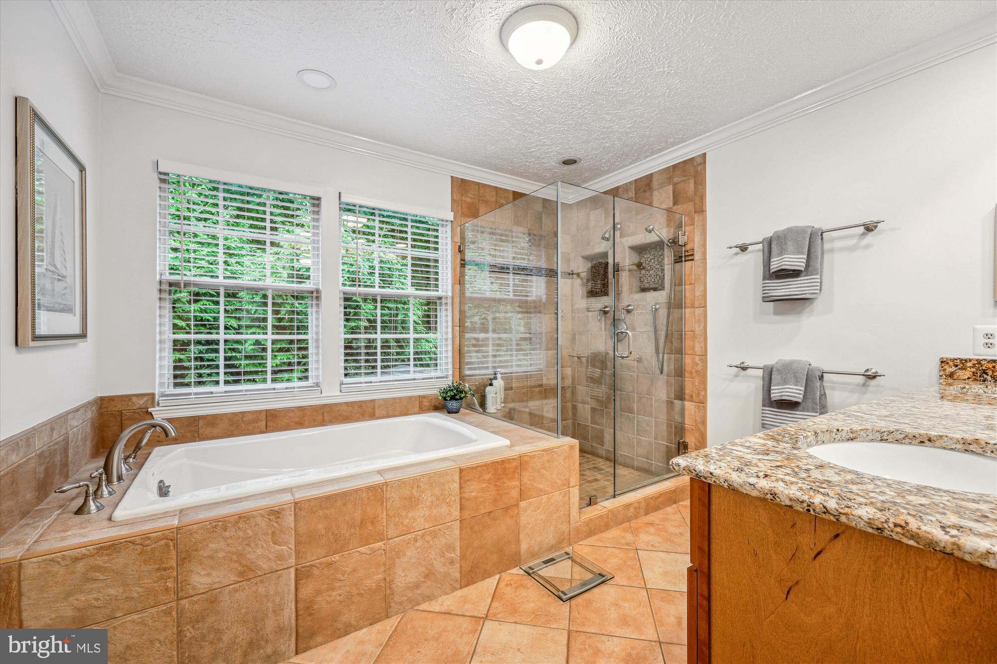 JAMES CREEK - Residential