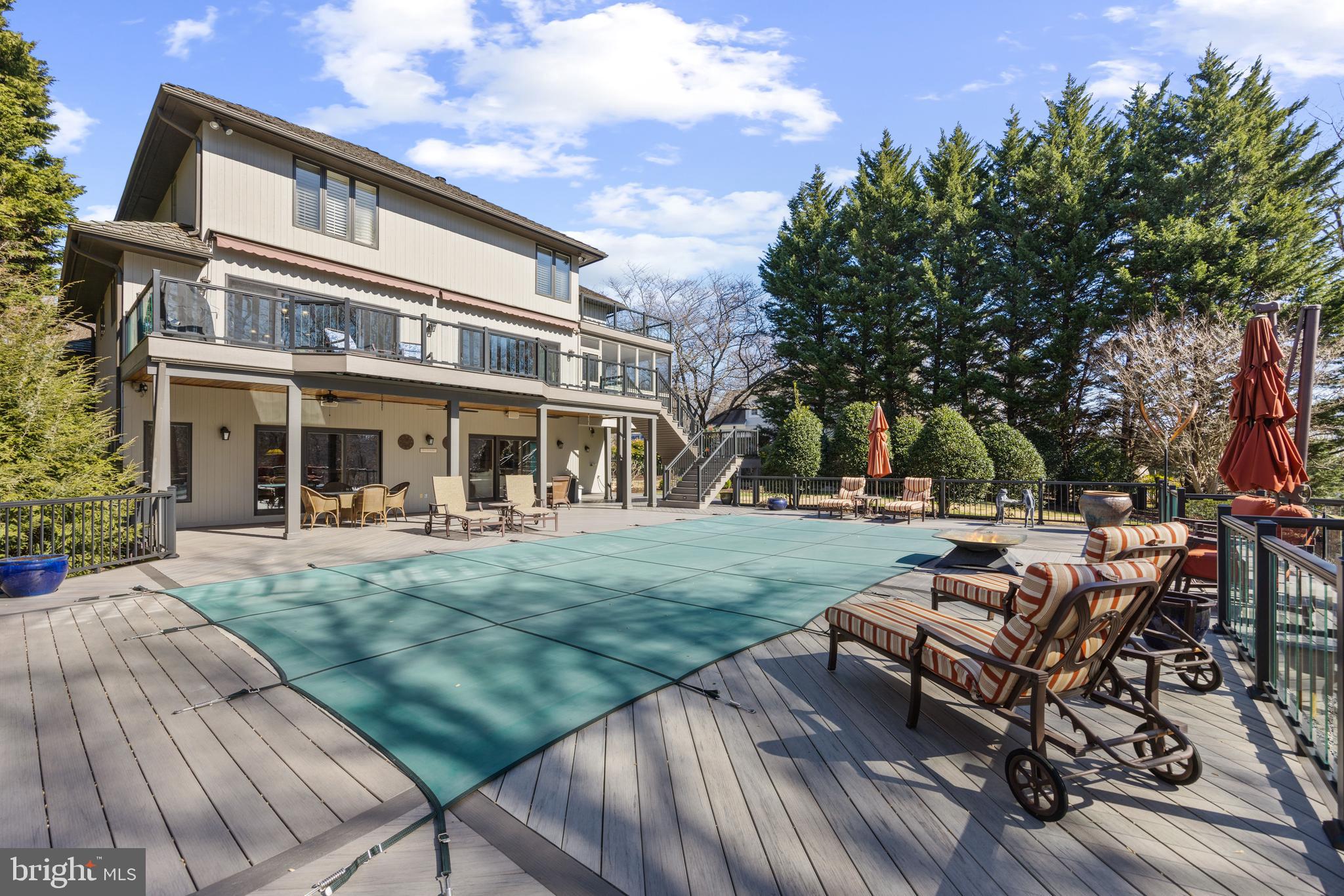 THE DOWNS - Residential