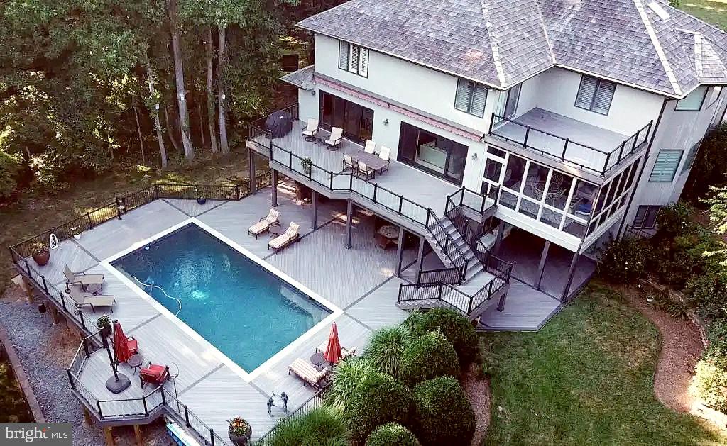 THE DOWNS - Residential