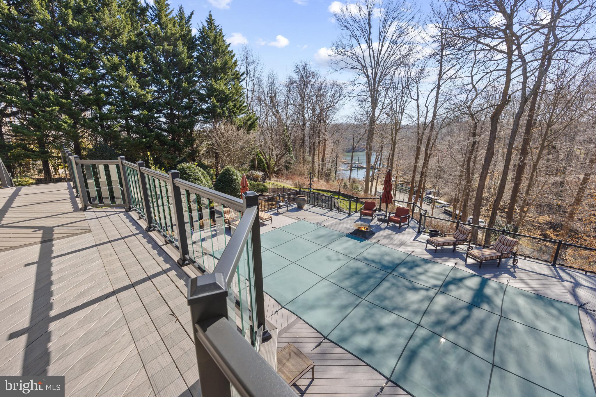 THE DOWNS - Residential