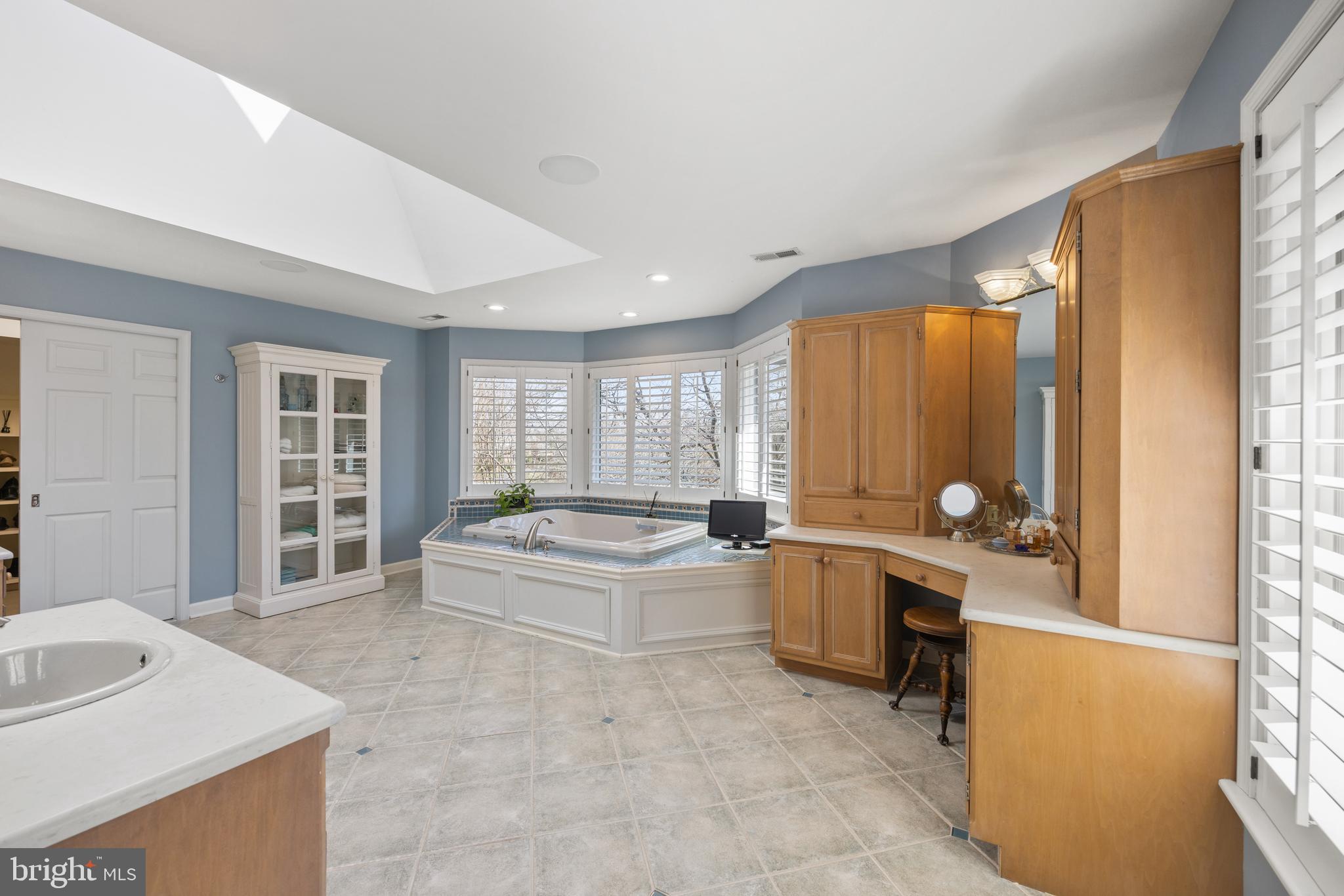 THE DOWNS - Residential